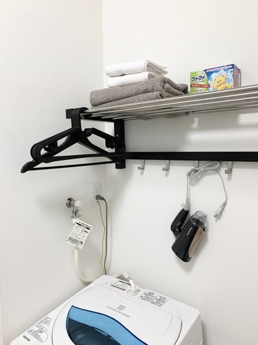 Towel, hanger, dryer/毛巾,衣架,吹风机