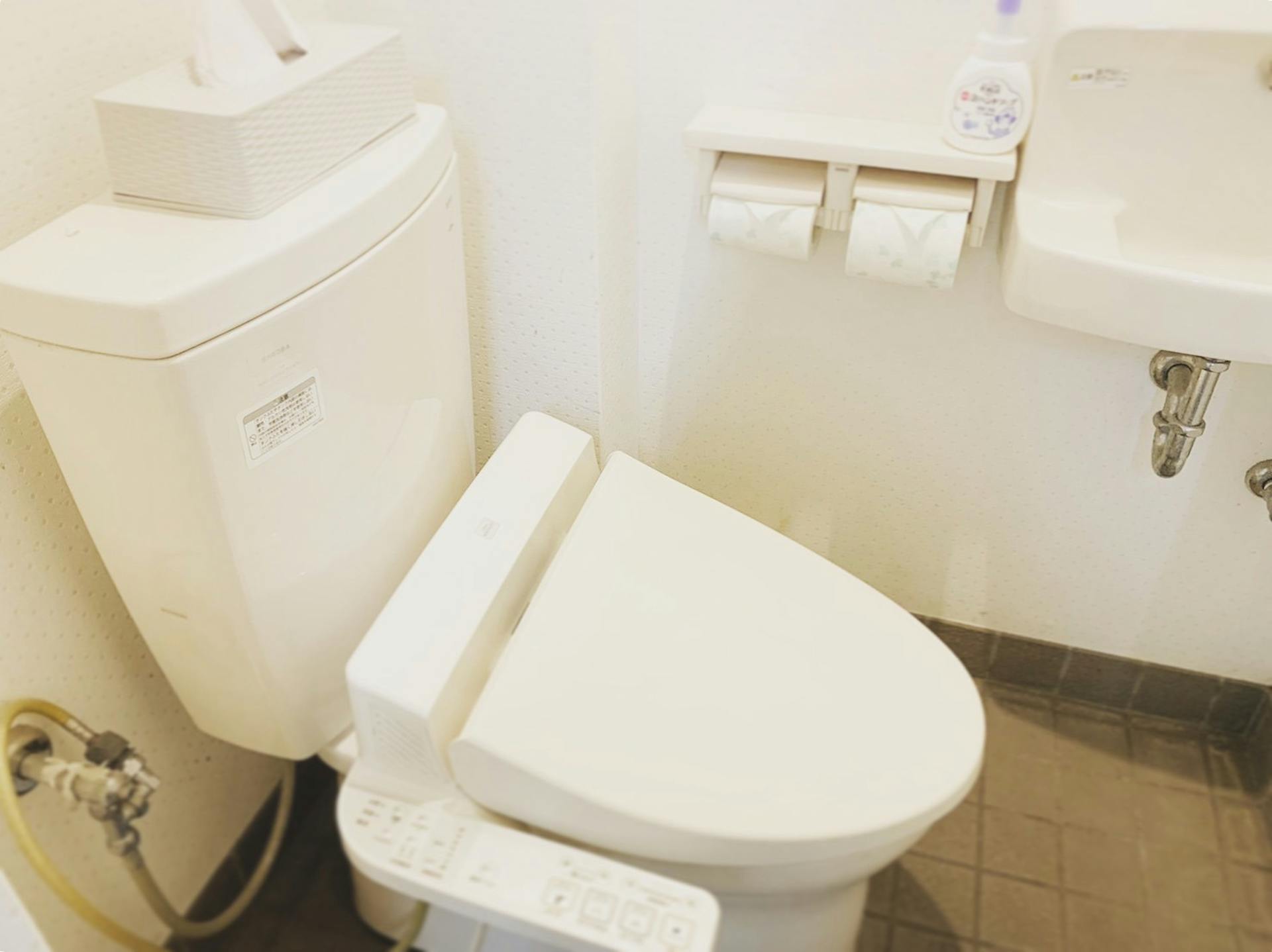 共用トイレ（1F）