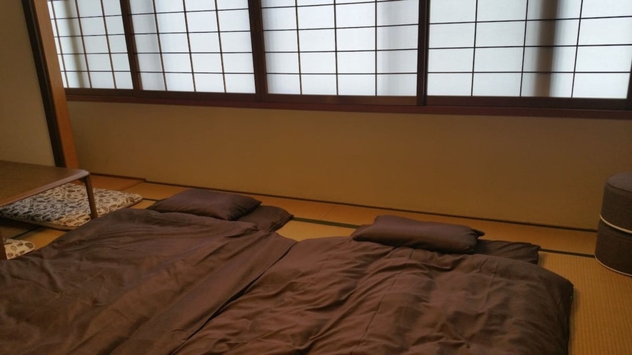 和室の個室4人部屋です。  Japanese-style room with tatami...