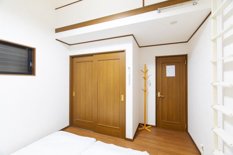 Room❸ This room is located on the 2F.