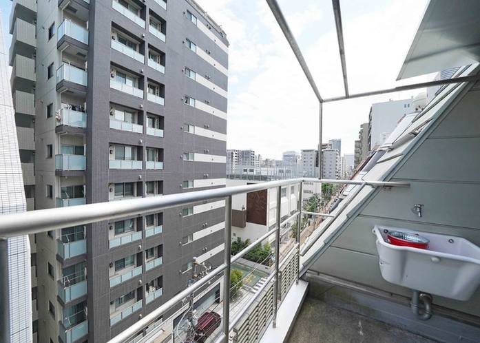 7階にあるバルコニーから東京の景色を一望