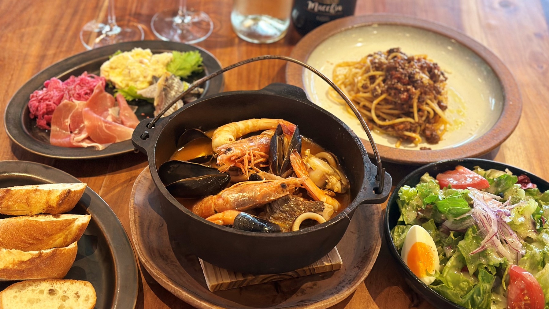 【冬限定】魚料理ディナー　旬の魚介のブイヤベース（パン付き）【1泊2食付】