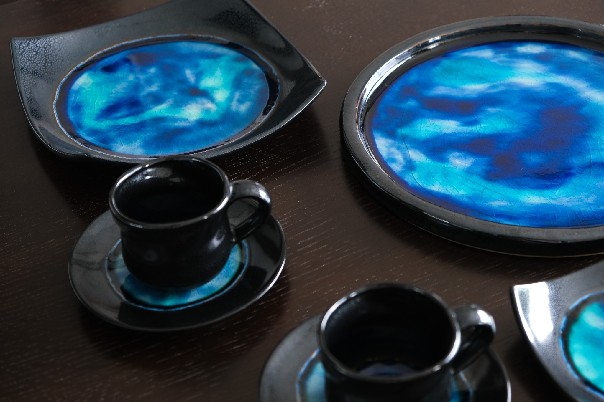 食器｜まるで海のような青が美しい石垣焼の器