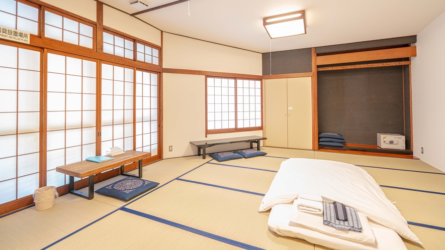 Room5 和室 定員6名 / Japanese-style room for 6 people