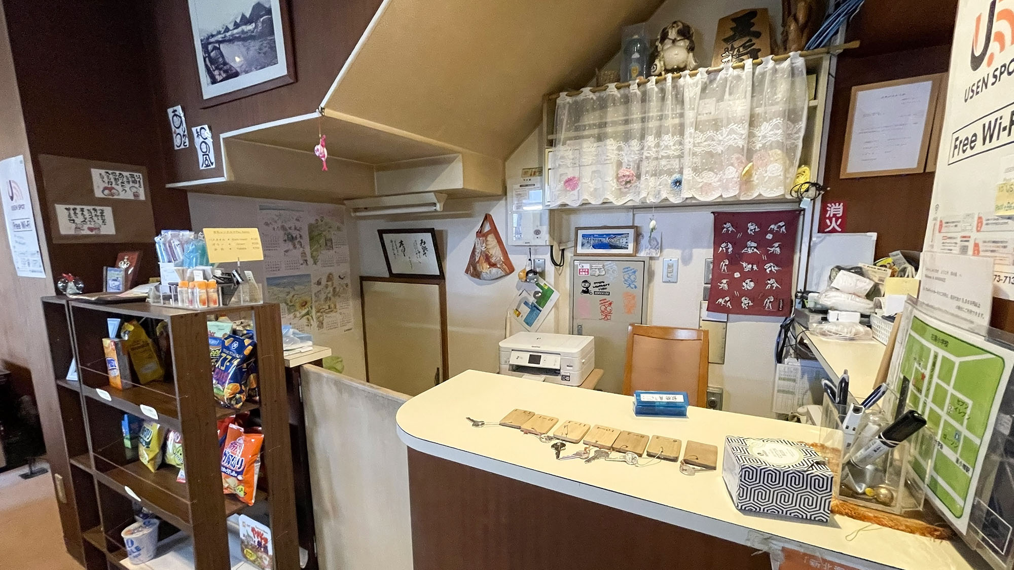 ・【フロント】チェックイン・チェックアウトはこちらでお願いいたします