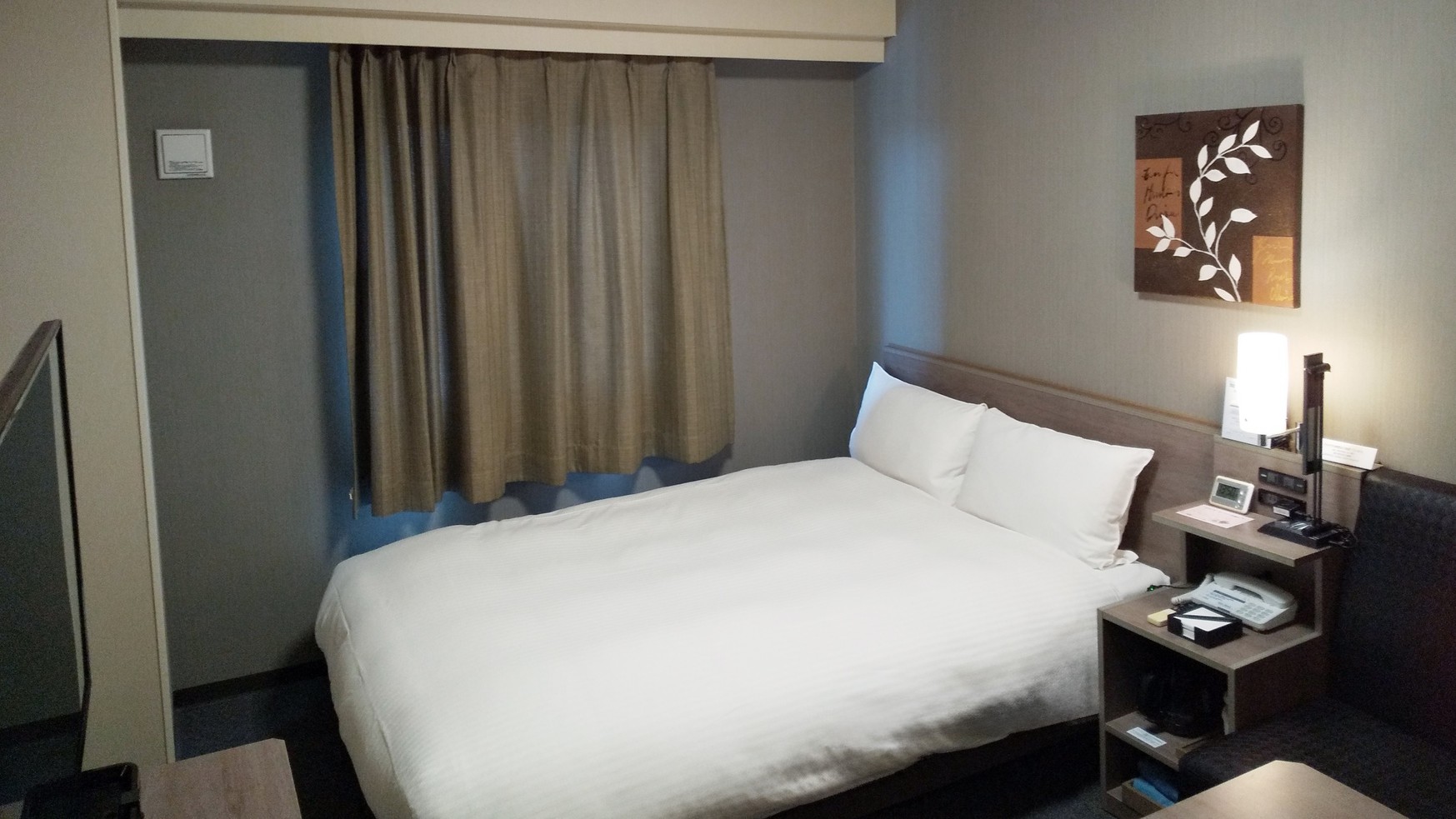 コンフォートセミダブルルーム