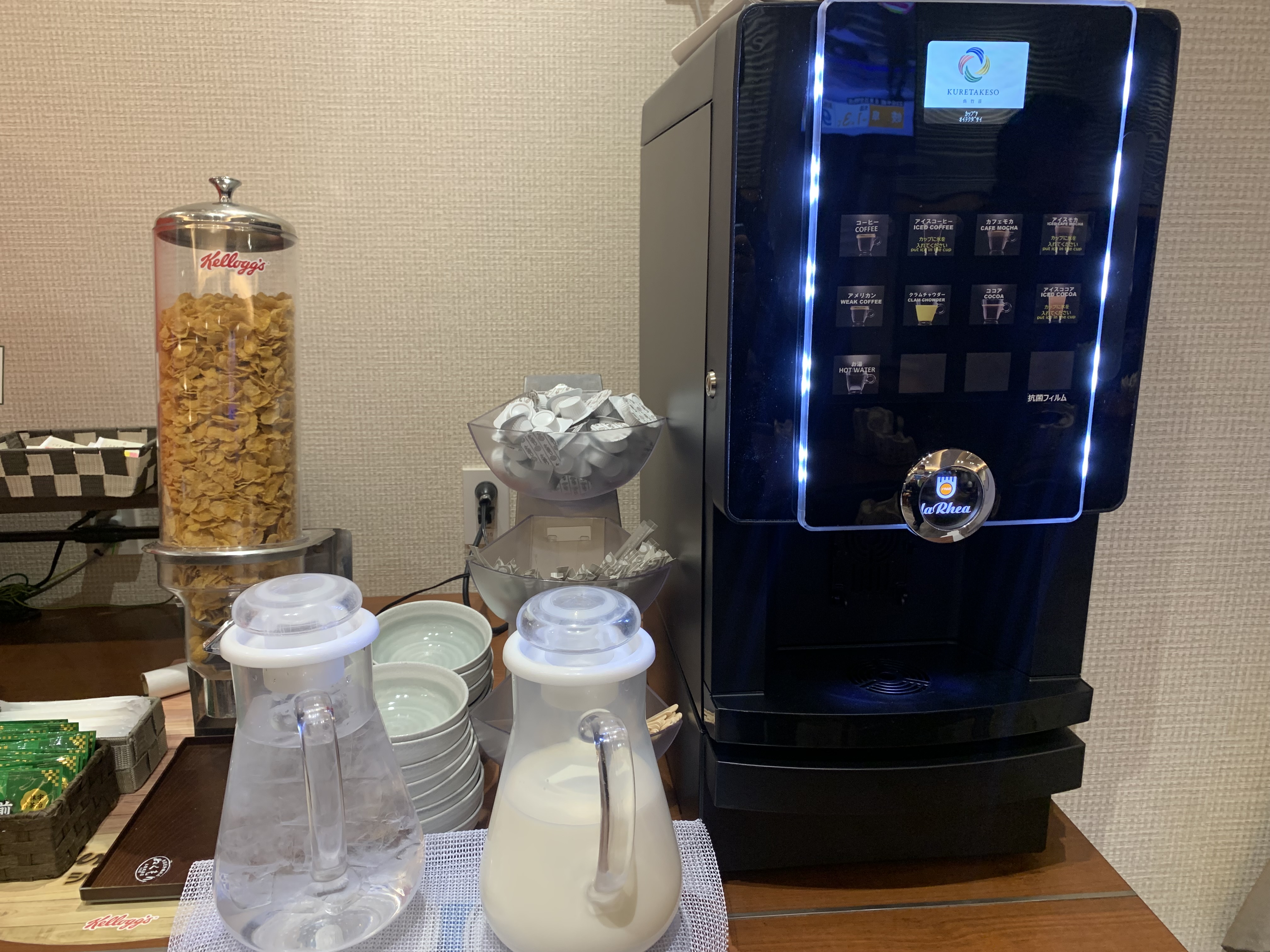 コーヒーマシン（2階レストラン）