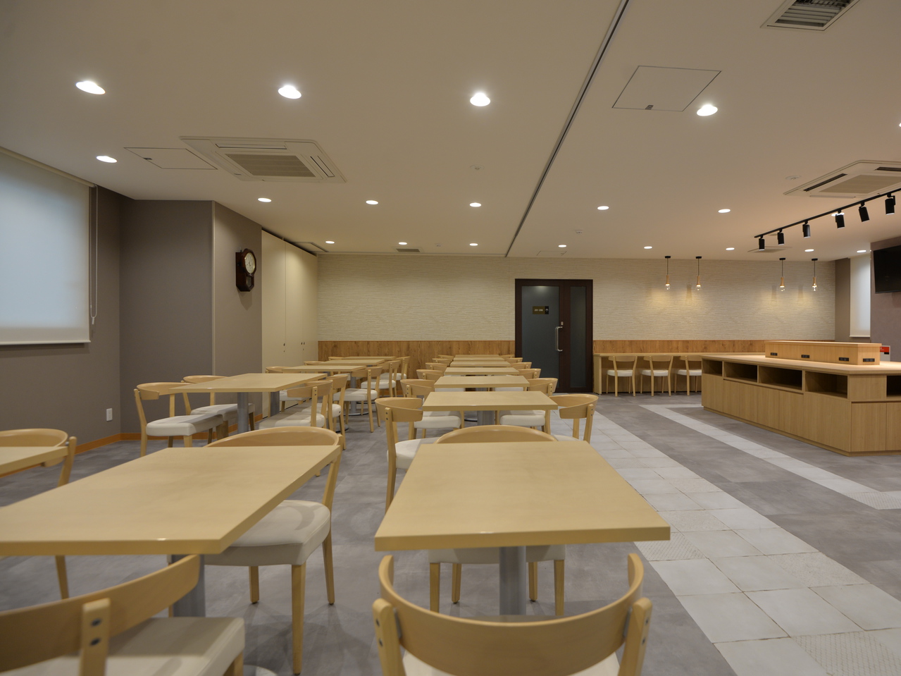 【朝食付き・連泊不可】室数限定モニタープラン【アパ社長カレープレゼント】