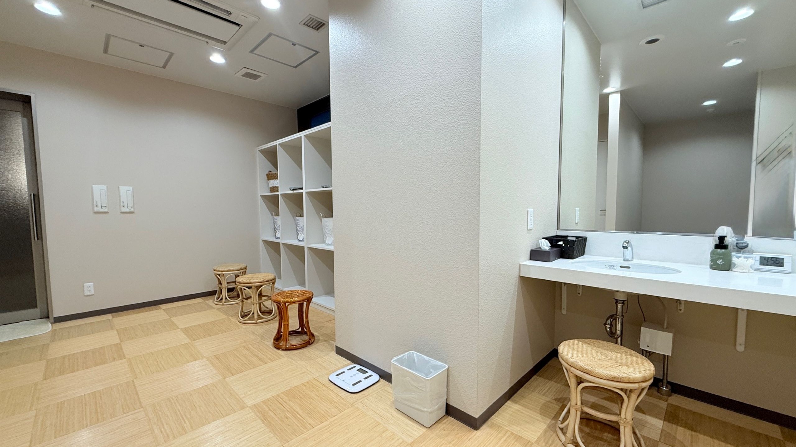 大浴場（脱衣所）