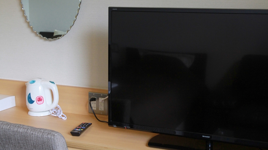 【客室一例】全室薄型テレビを設置