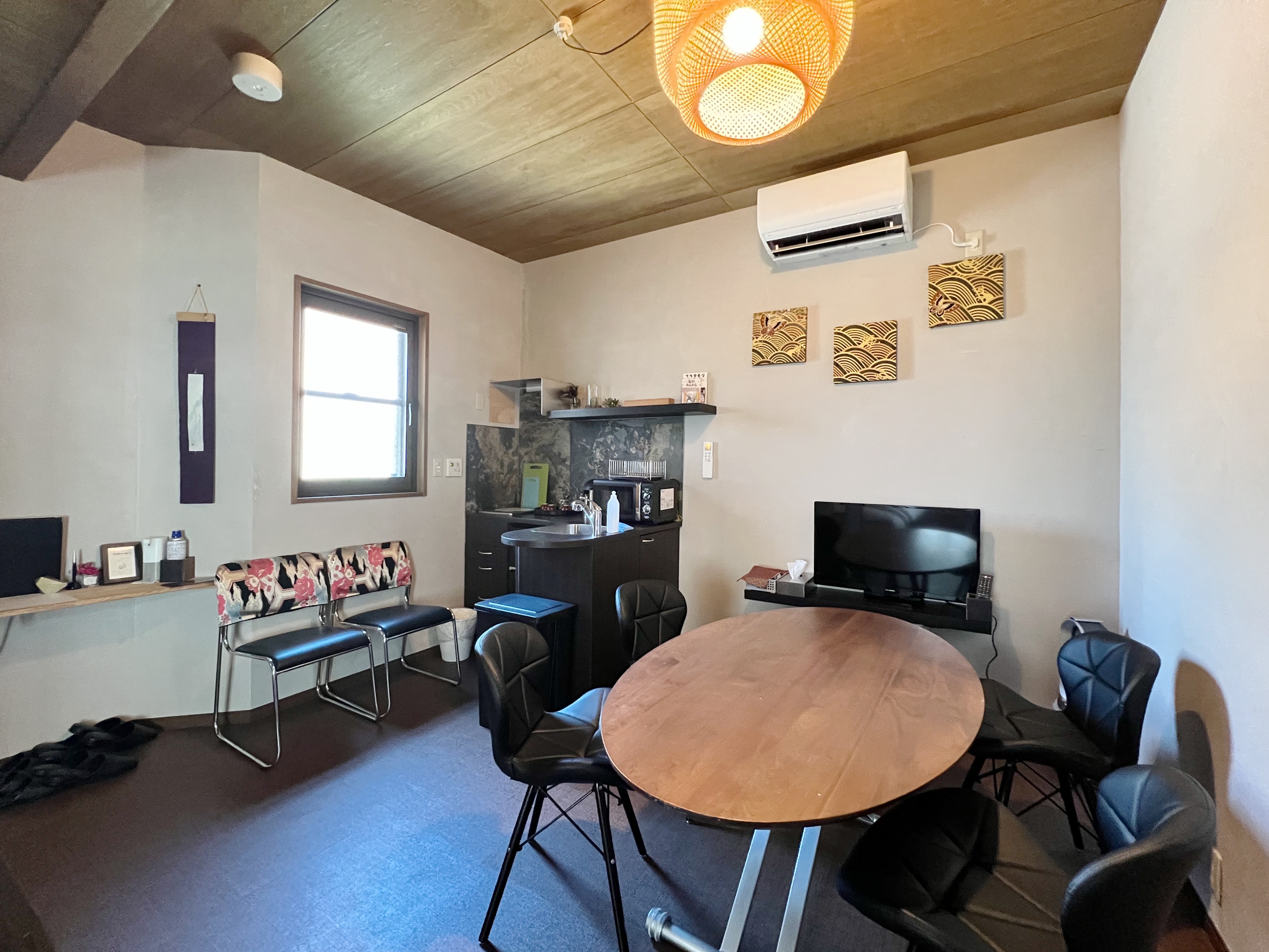 2階 朱の間 リビング