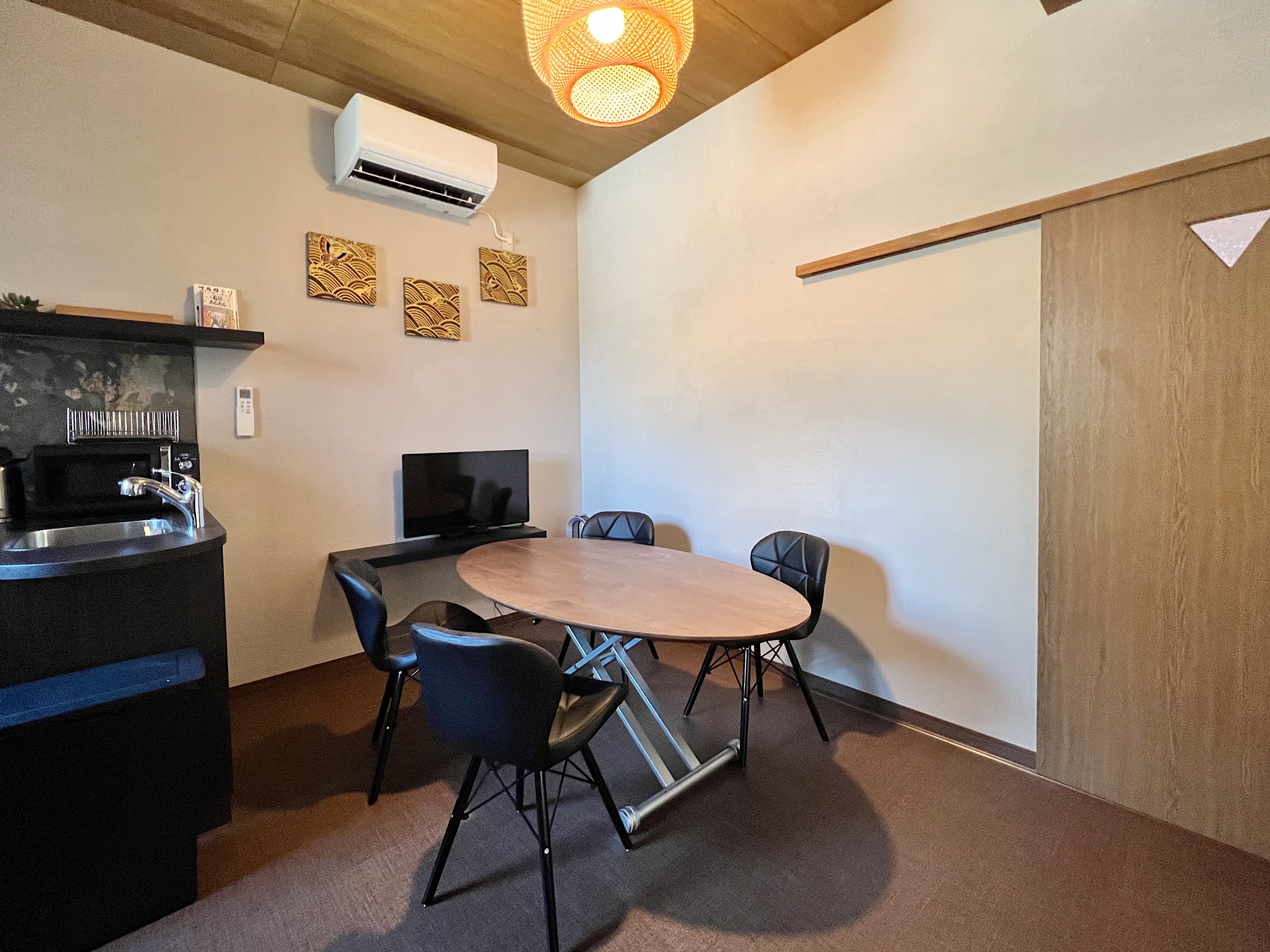 2階 朱の間 リビング