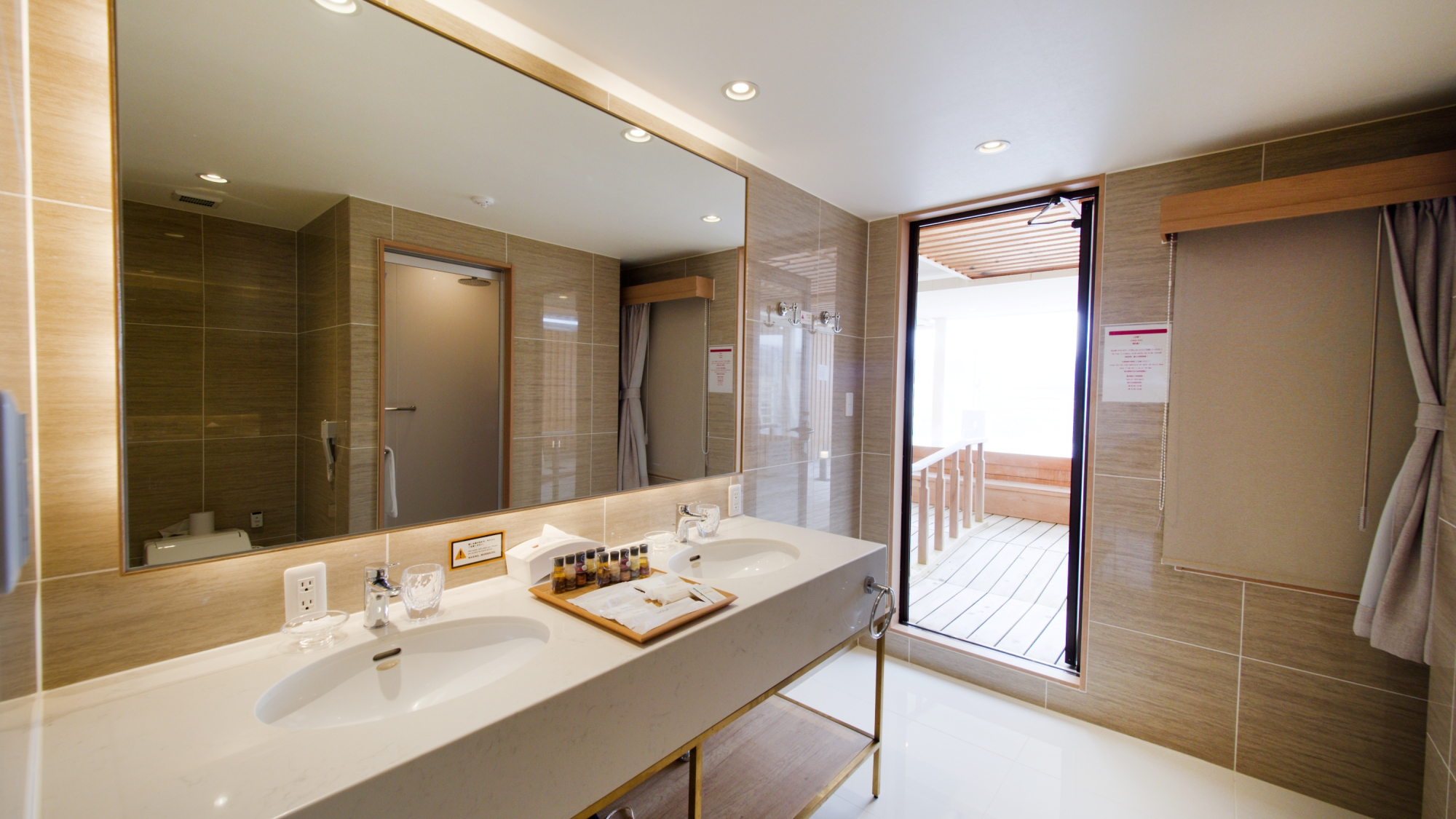 【雲海スイート】洗面台