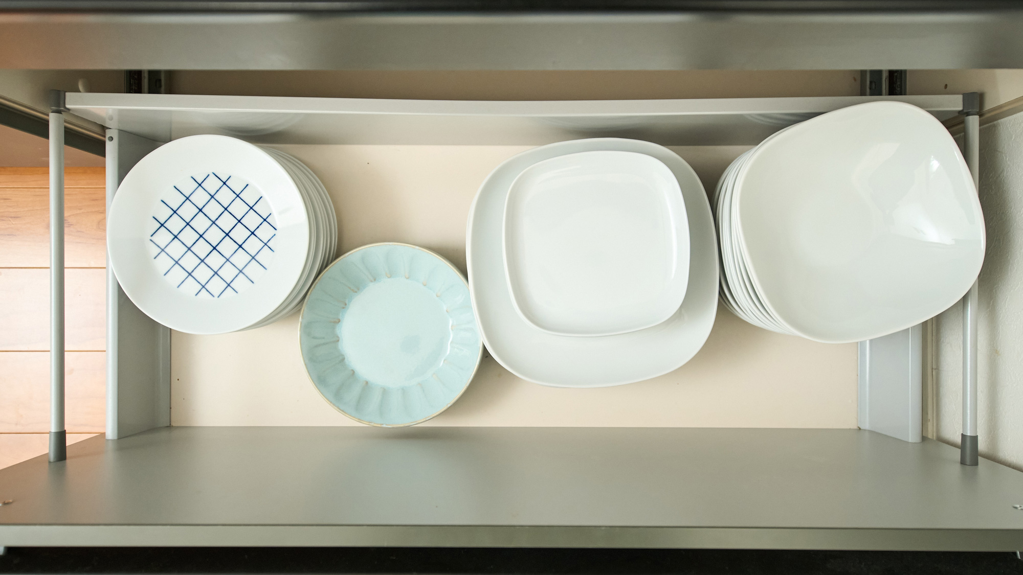 キッチン備品：食器類