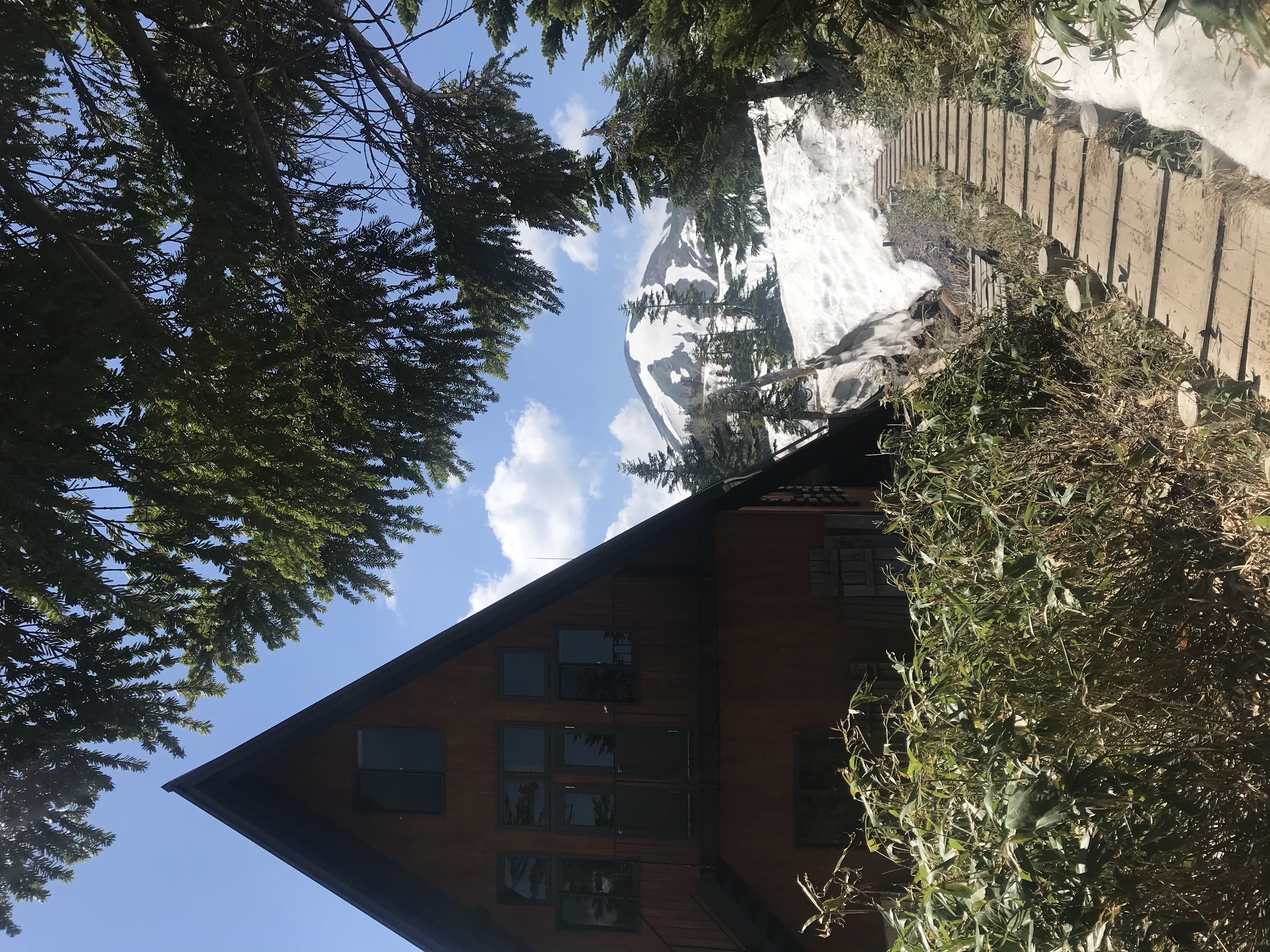 高谷池ヒュッテ　Koya Pond Mountain Hut