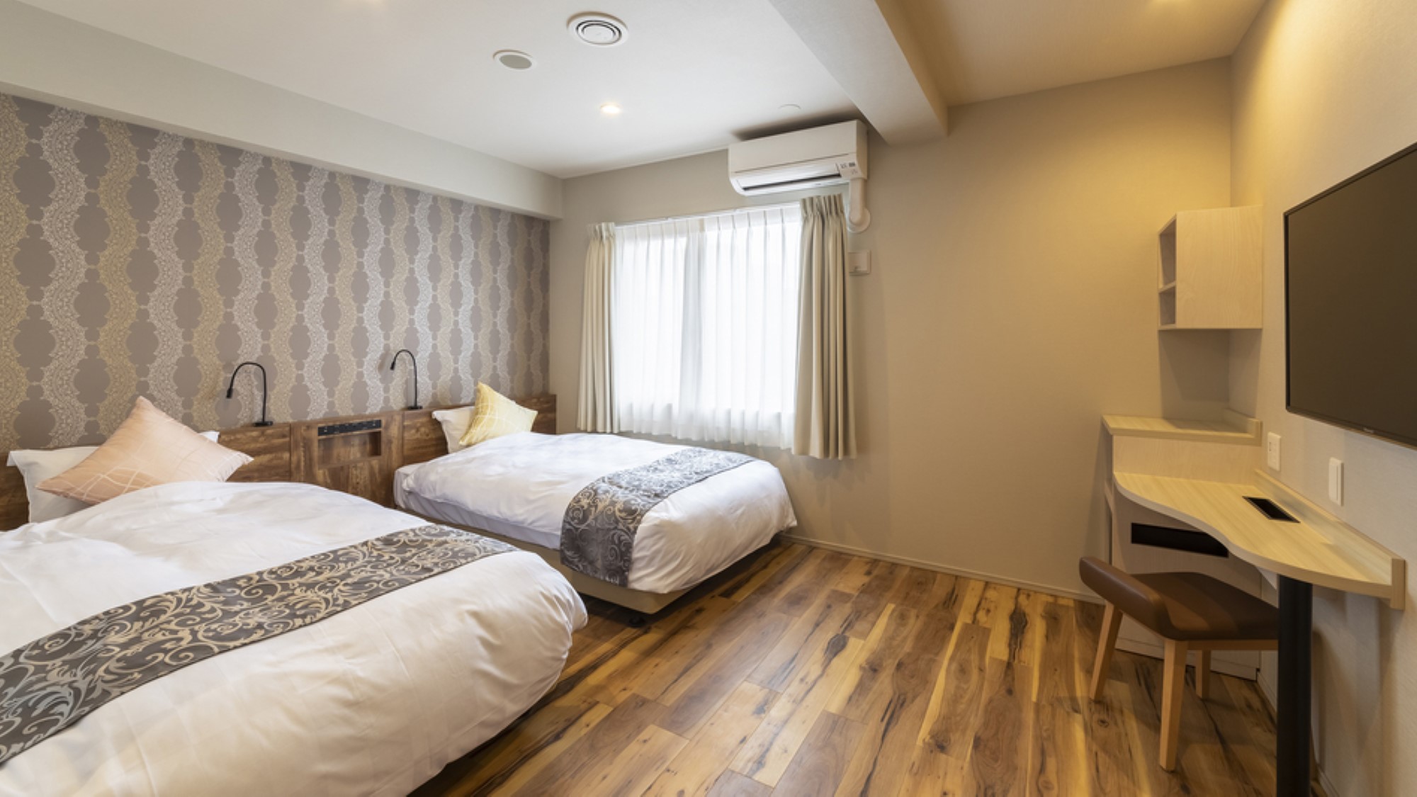 【デラックスツイン／Deluxe Twin Room】最大5名様までご宿泊可能です。