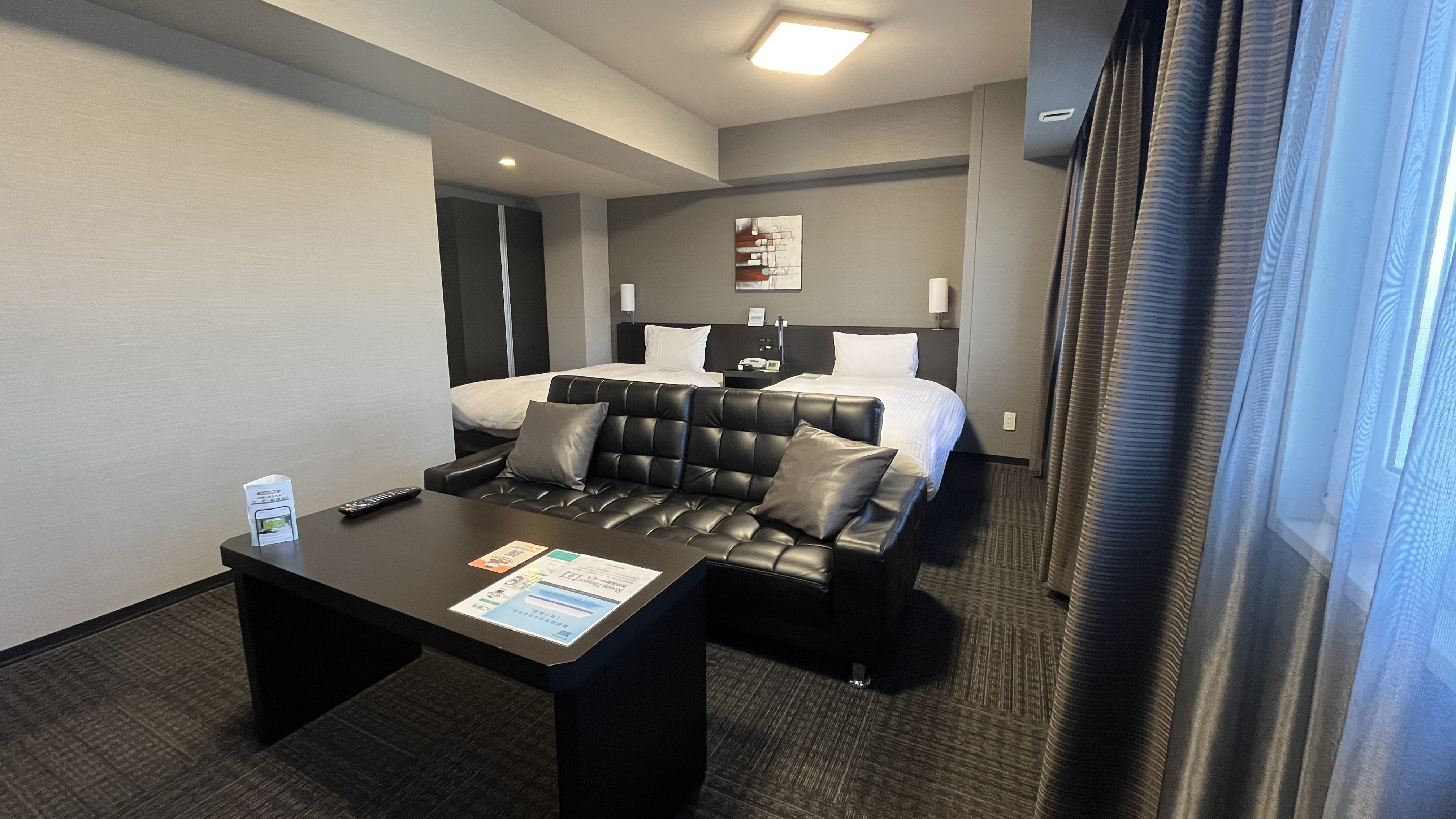 デラックスツイン