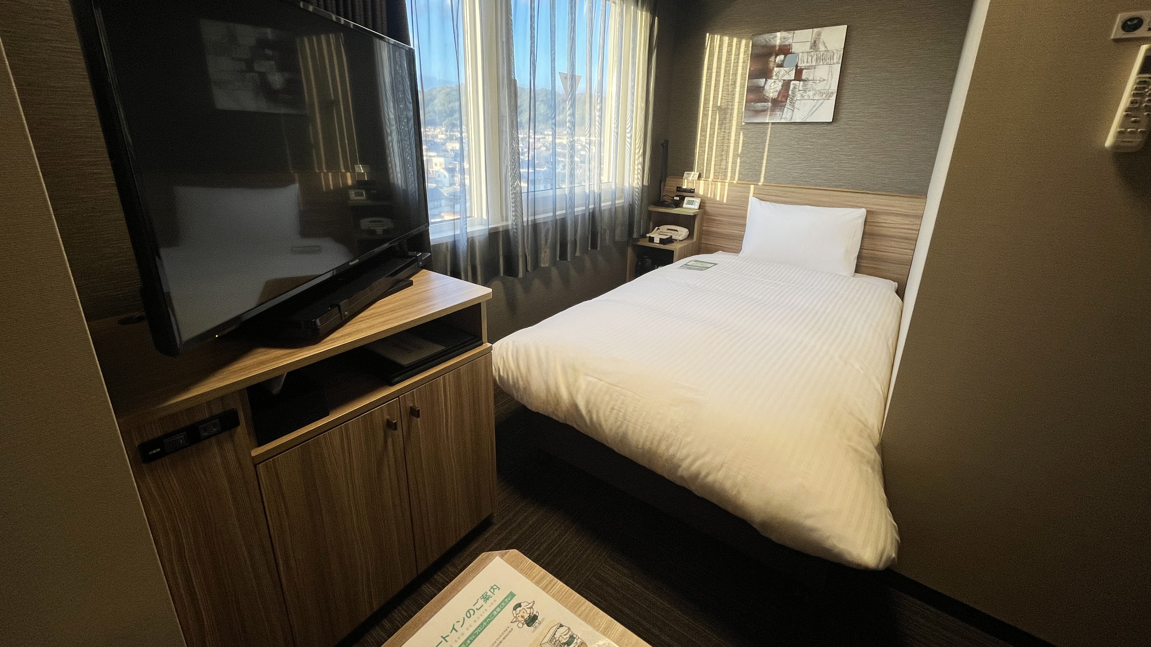 スタンダードシングルルーム（喫煙所裏）