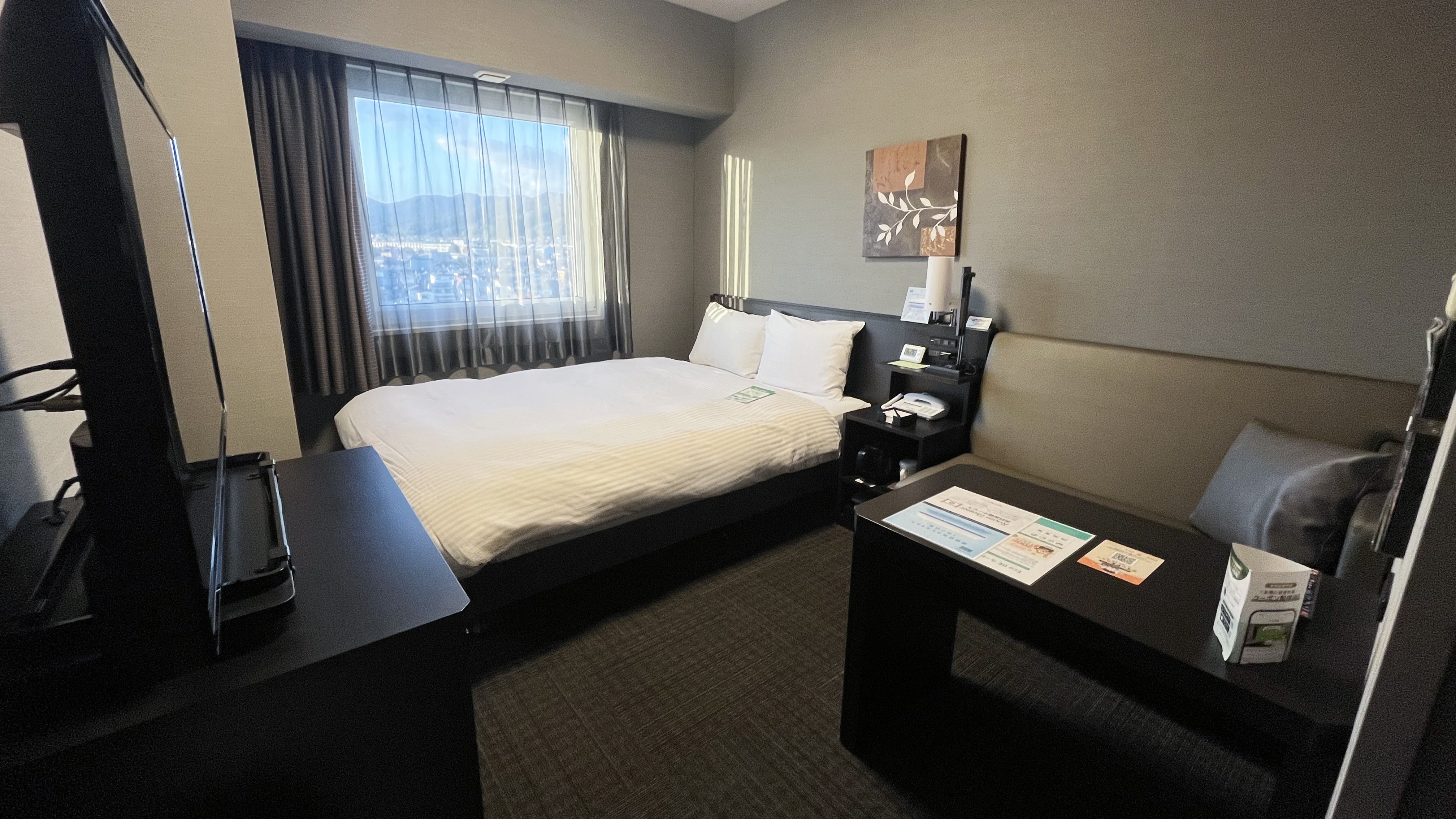 コンフォートセミダブルルーム