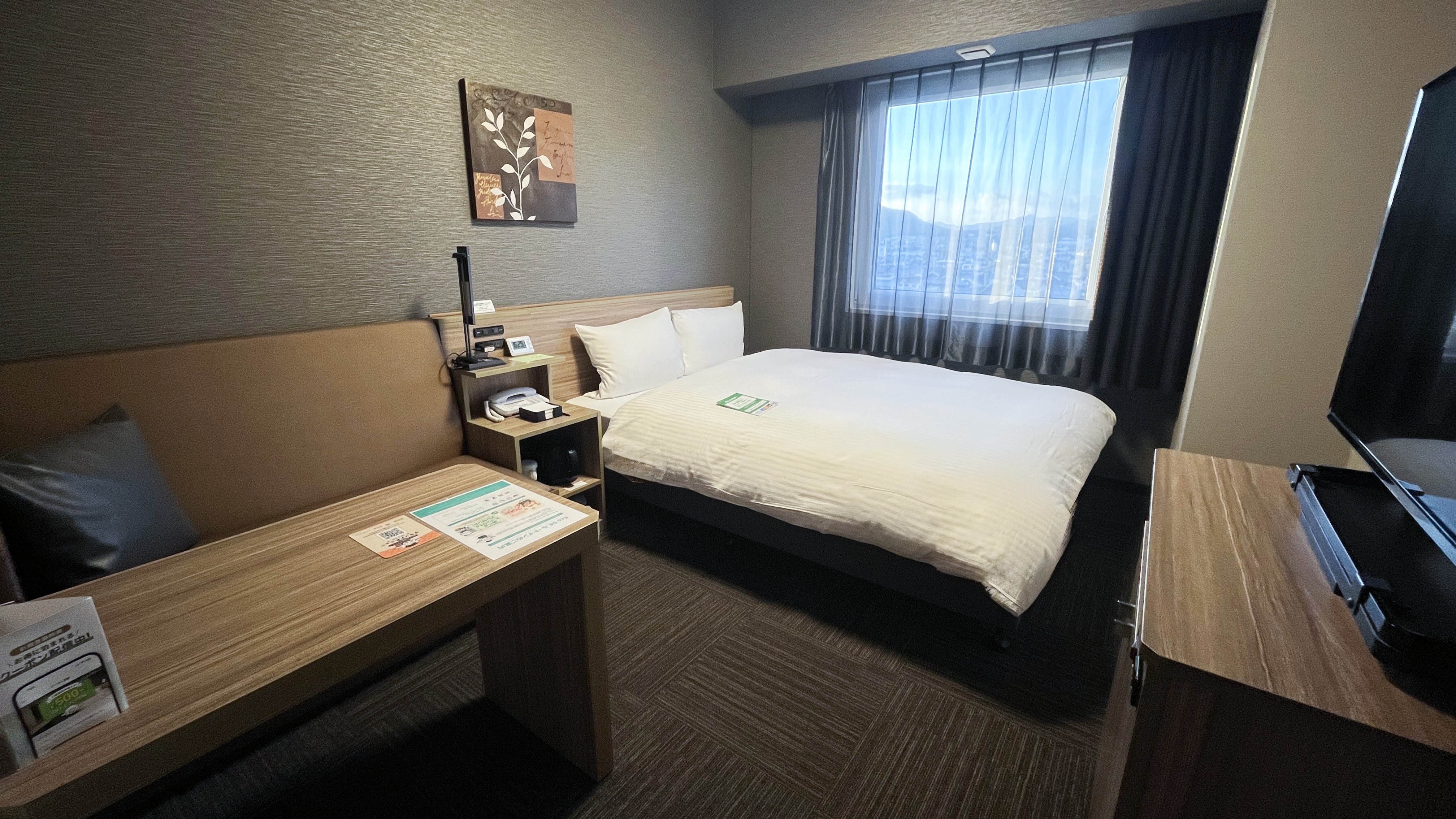 スタンダードセミダブルルーム