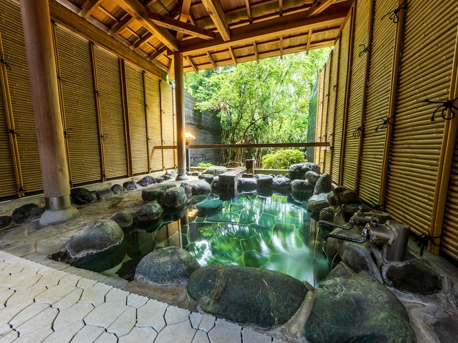 【Public open-air baths】露天風呂（沸かし湯）