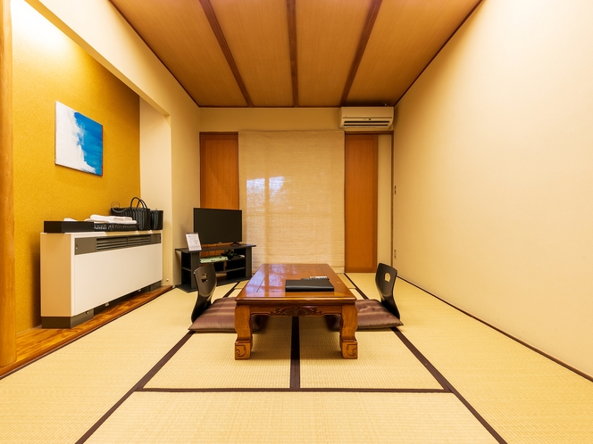 【Japanese-style room】和室