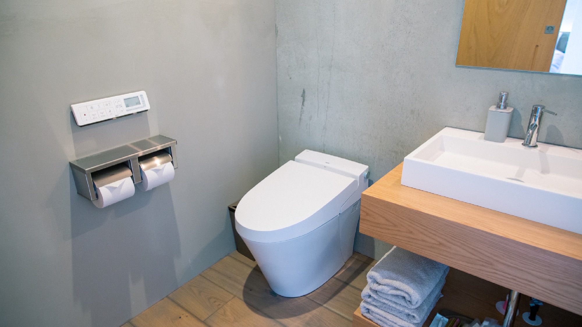 ・【スーペリアトリプル/トイレ】清潔感のあるトイレ