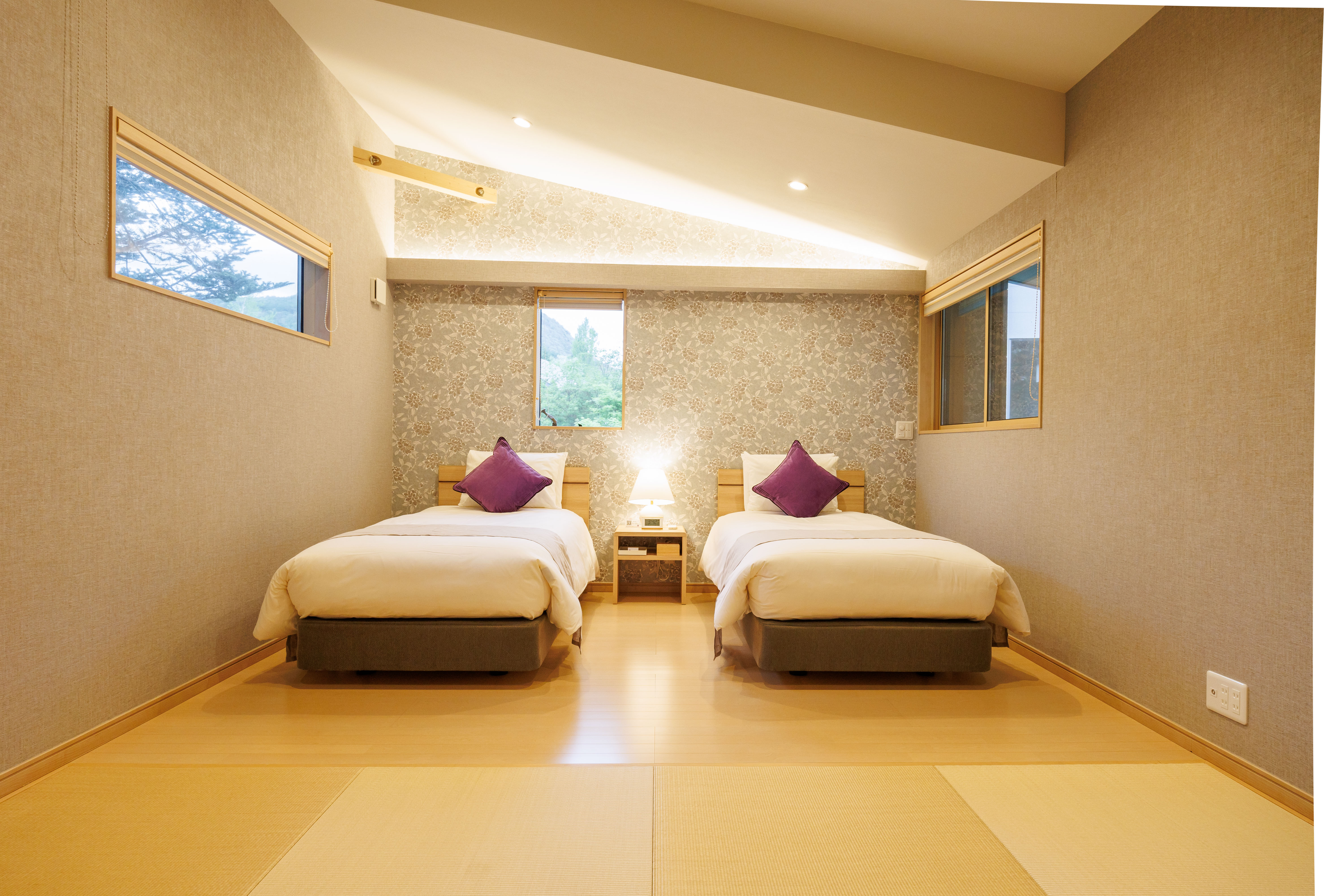 MURASAKISHIKIBU棟‐2階寝室