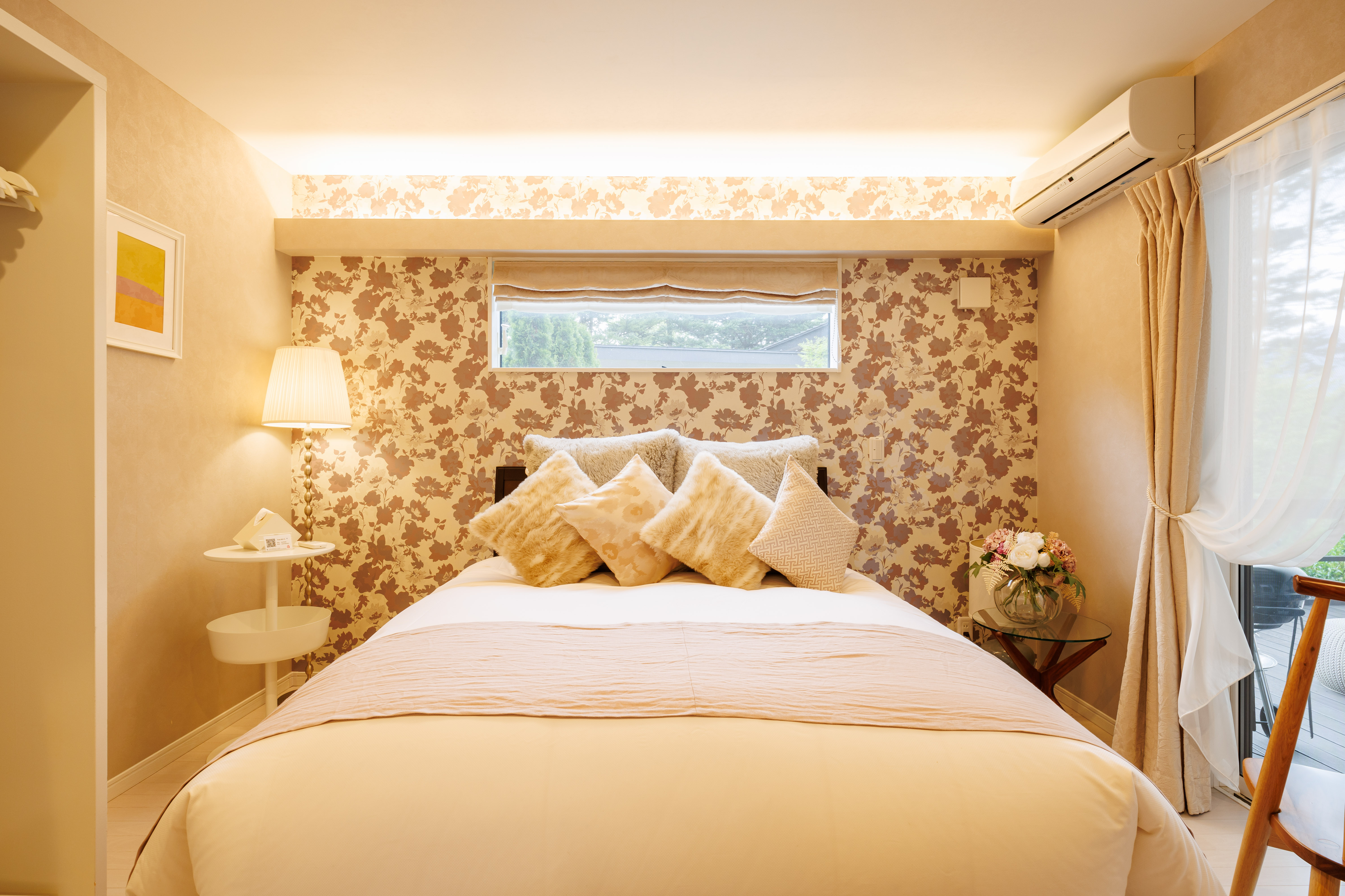 PEONY棟‐1階クイーンベッド