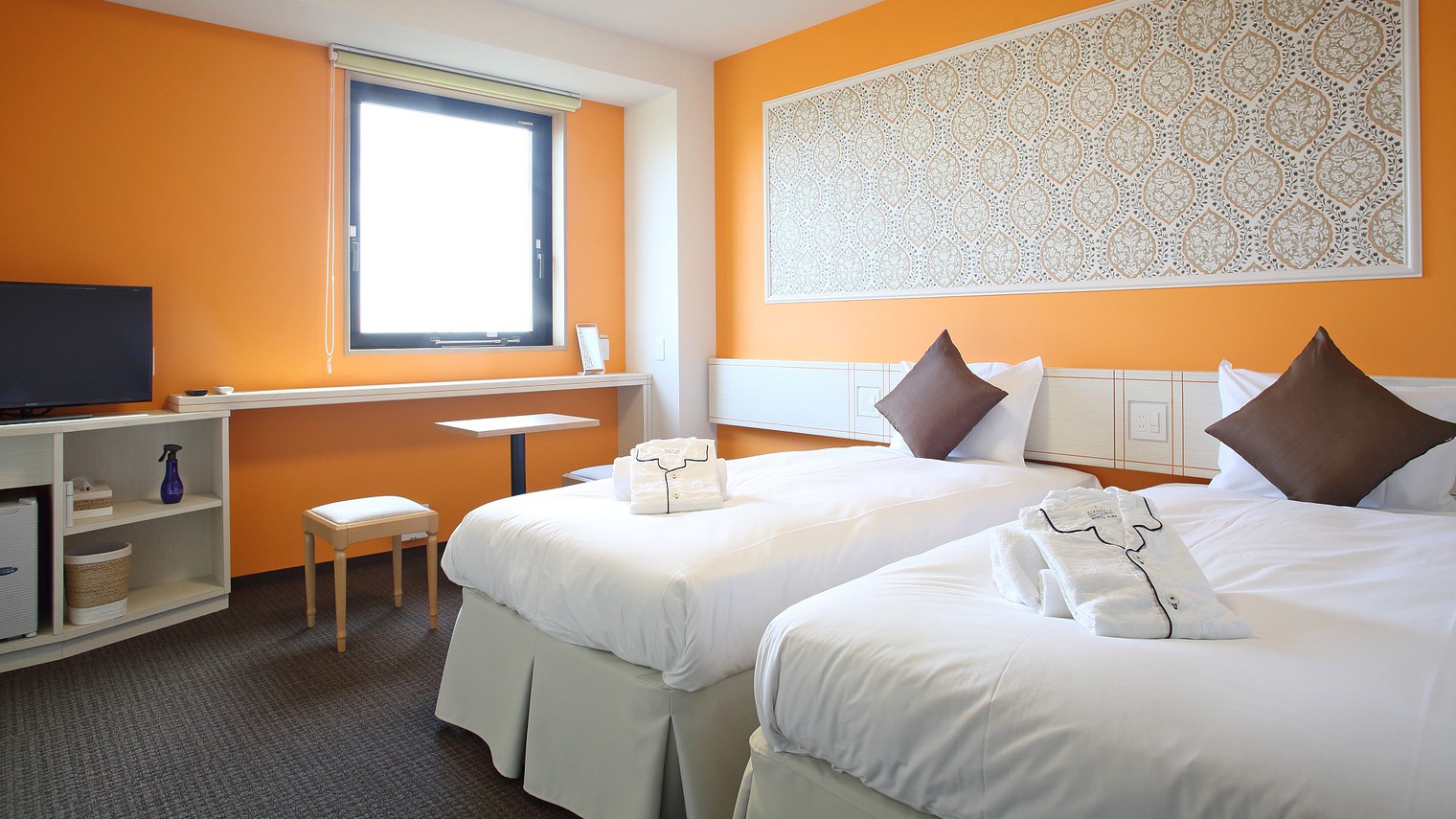 ベーシックルーム 2名（4F オレンジ）