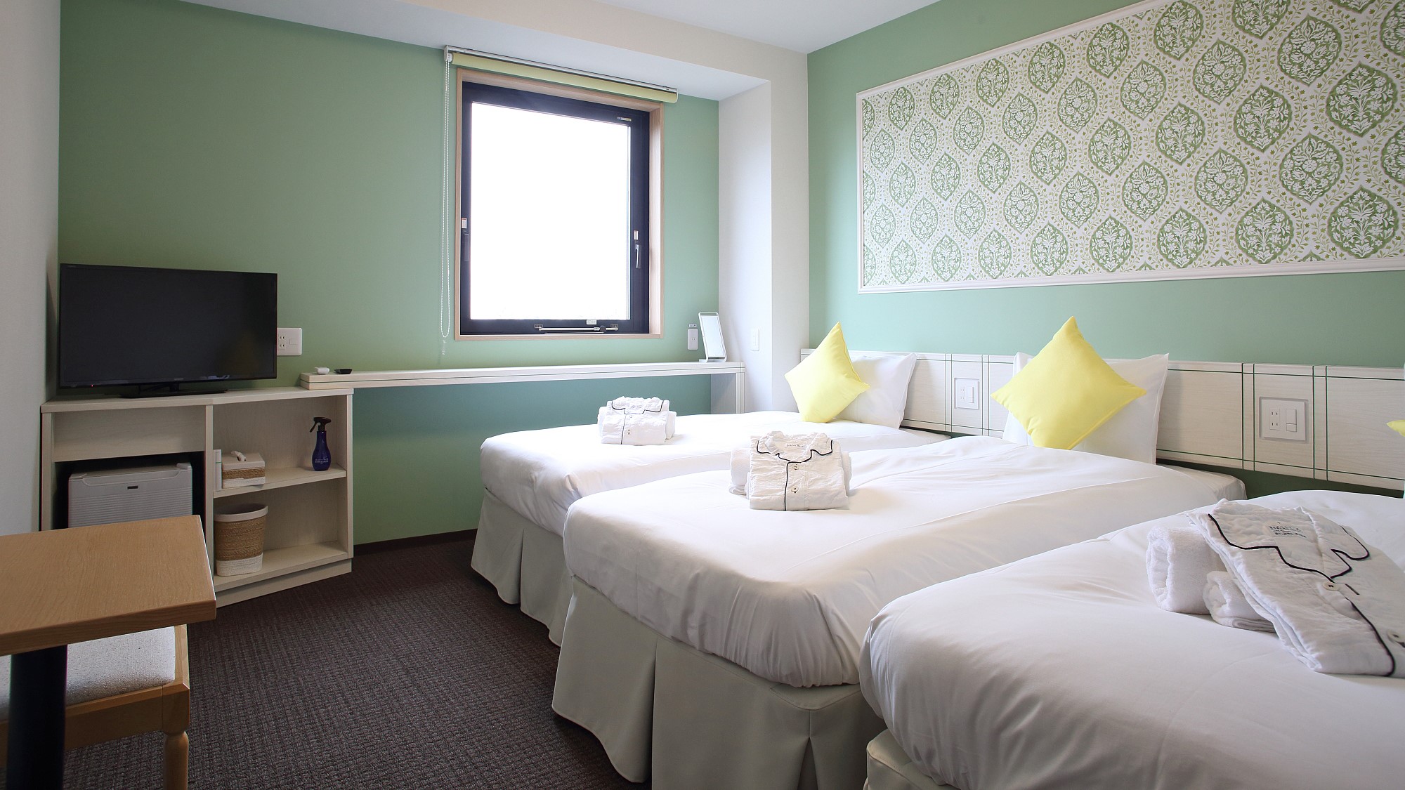 ベーシックルーム 3名（3F グリーン）