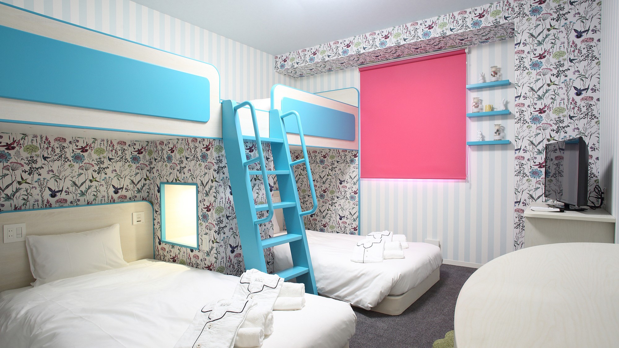 グループ2段ベッドルーム