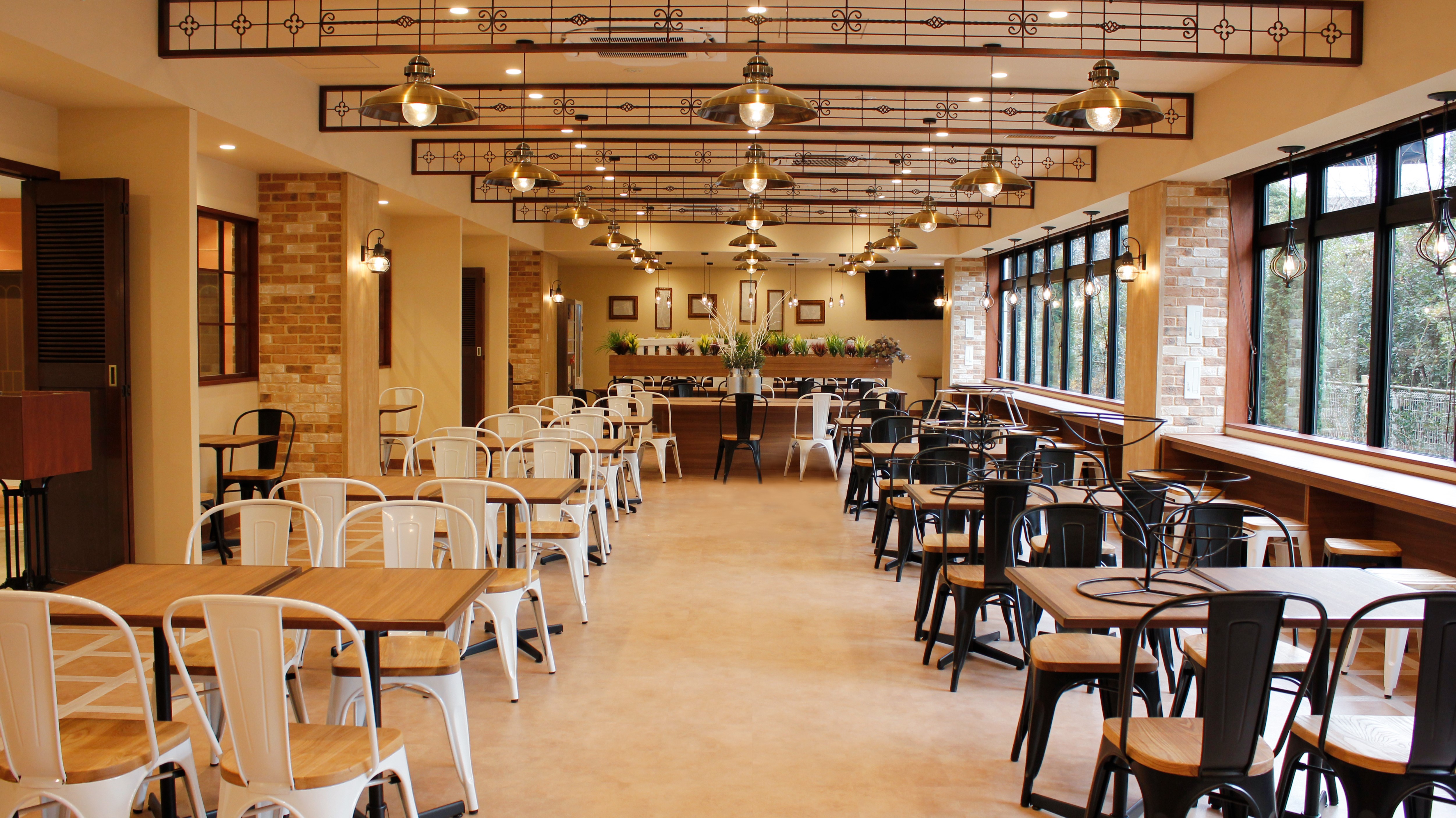 レストラン【La Marche（ラ・マルシェ）】