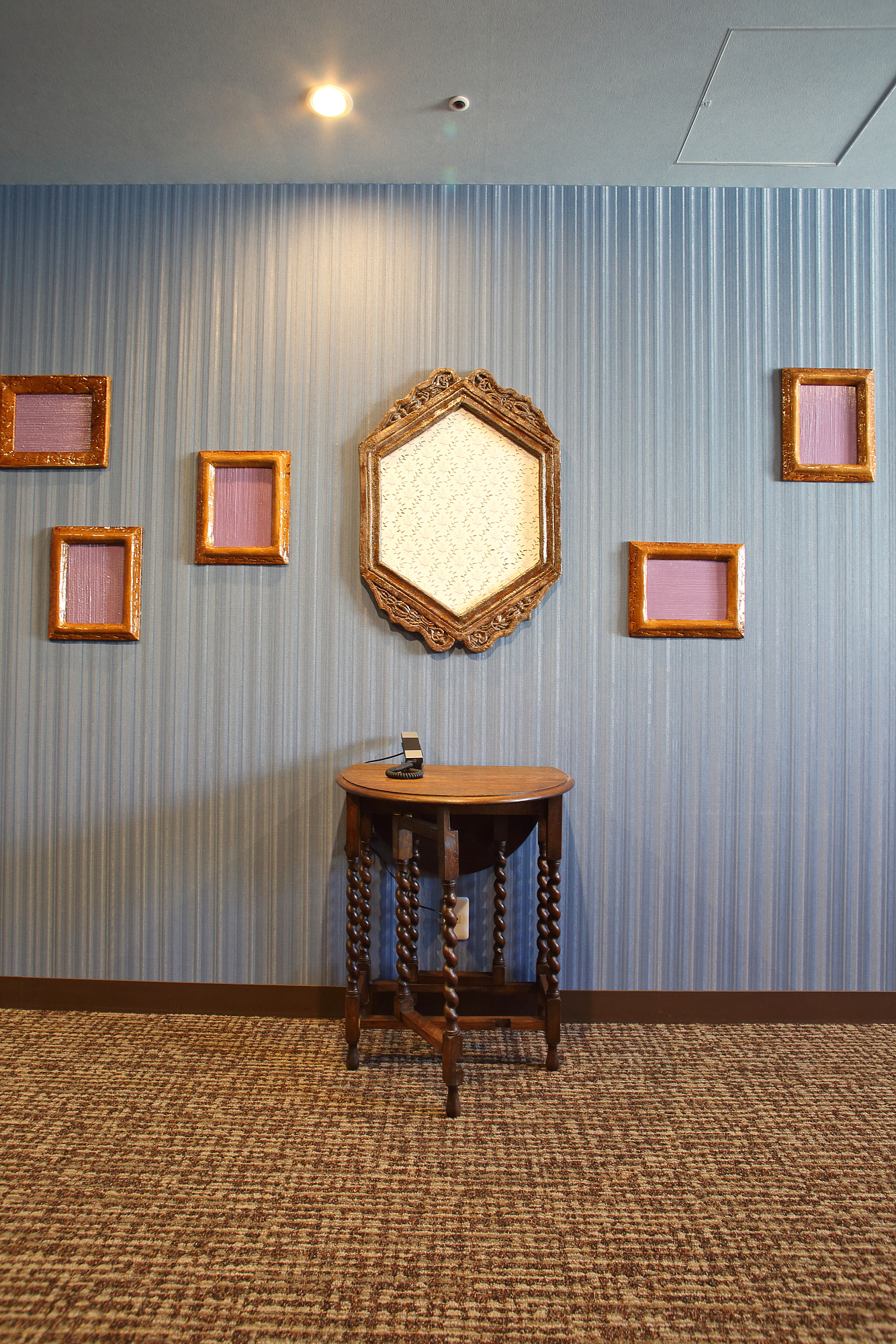 エレベーターホール（5F）