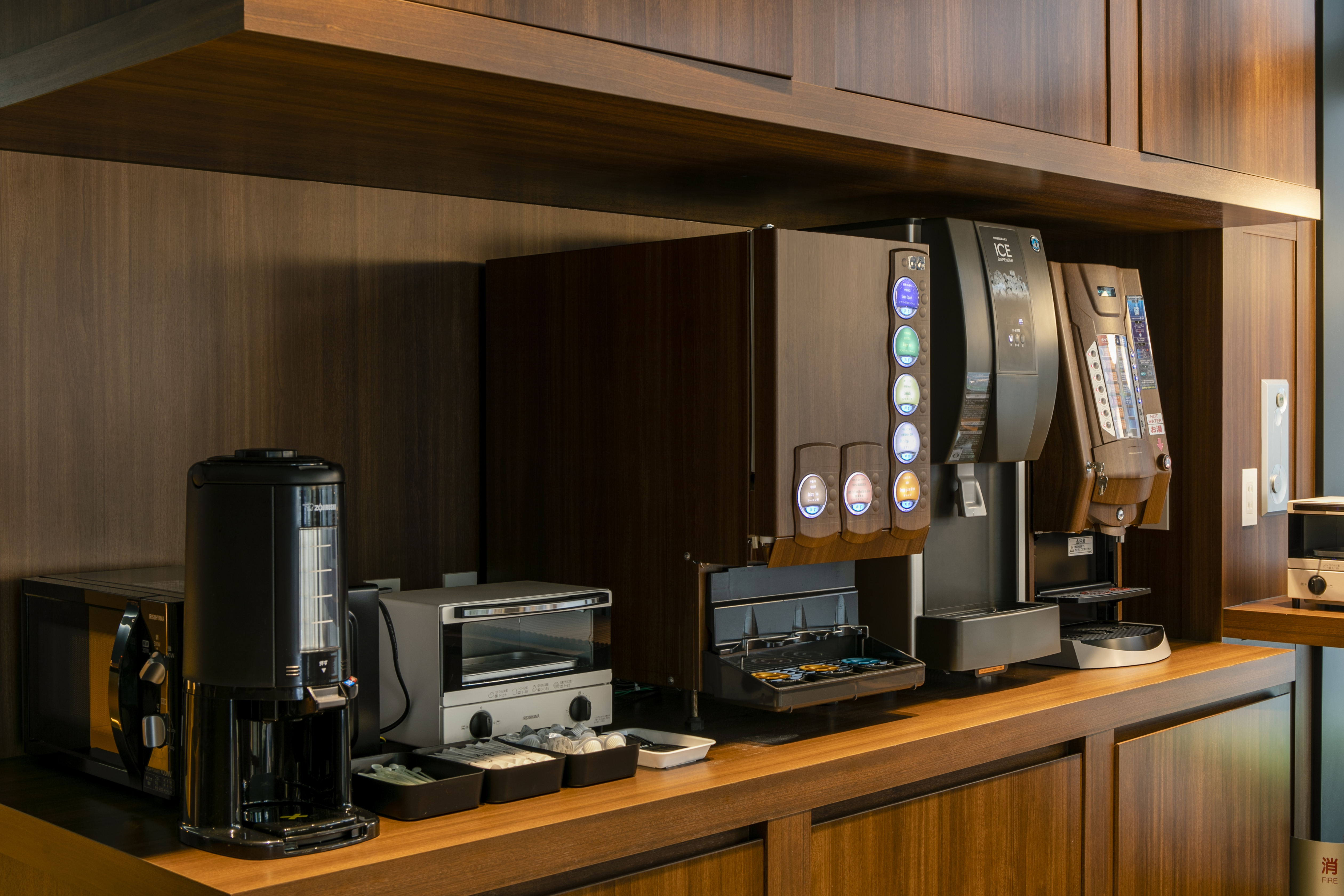 ドリンクサーバー