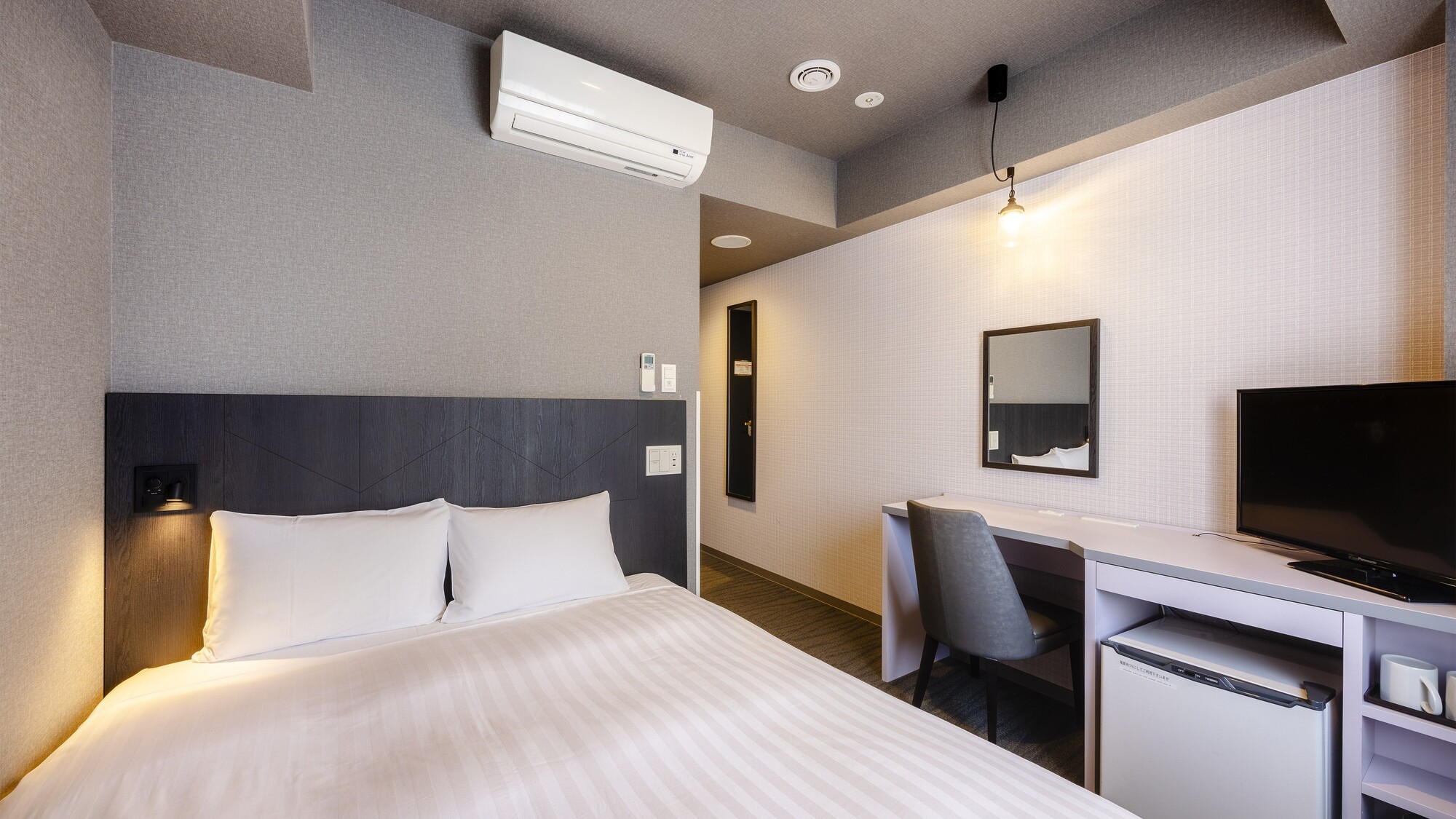 スタンダードダブル／デラックスシングル