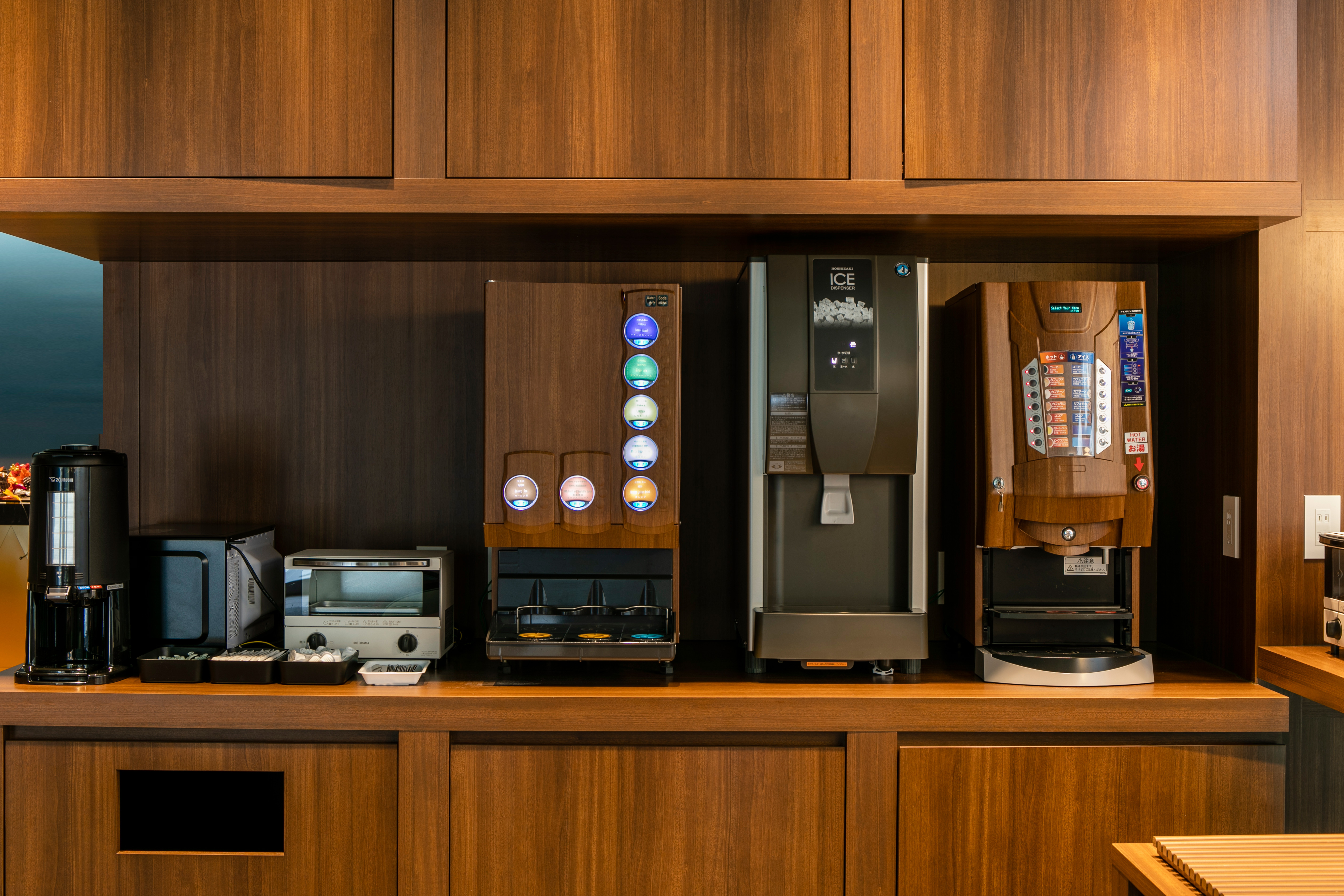 ドリンクサーバー