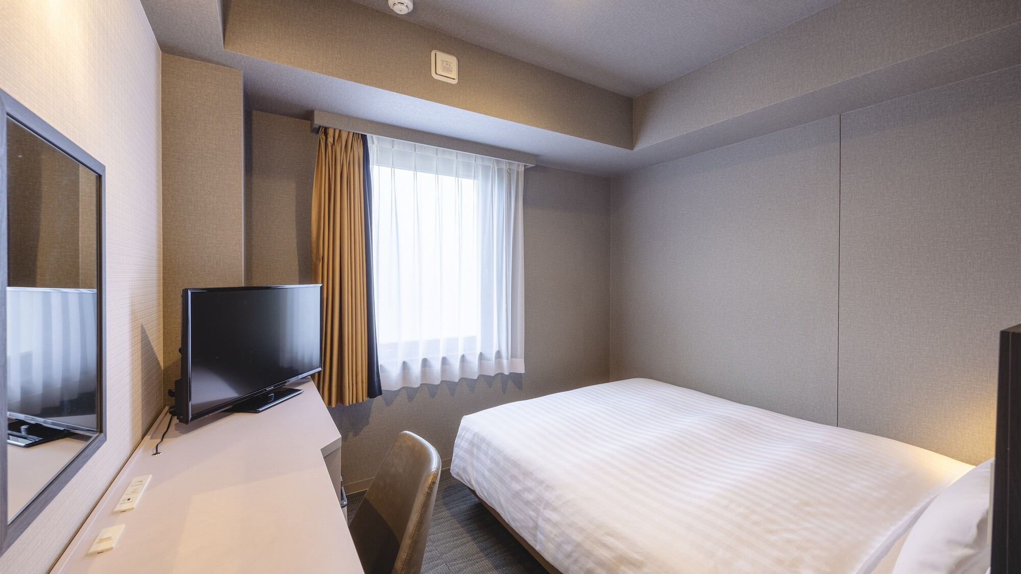 スタンダードダブル／デラックスシングル