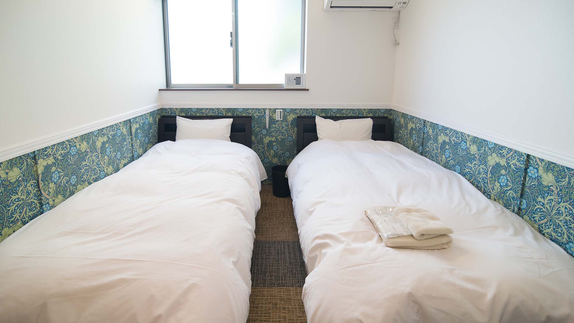 ・【Room3】シングルベッド2台を設置したお部屋です