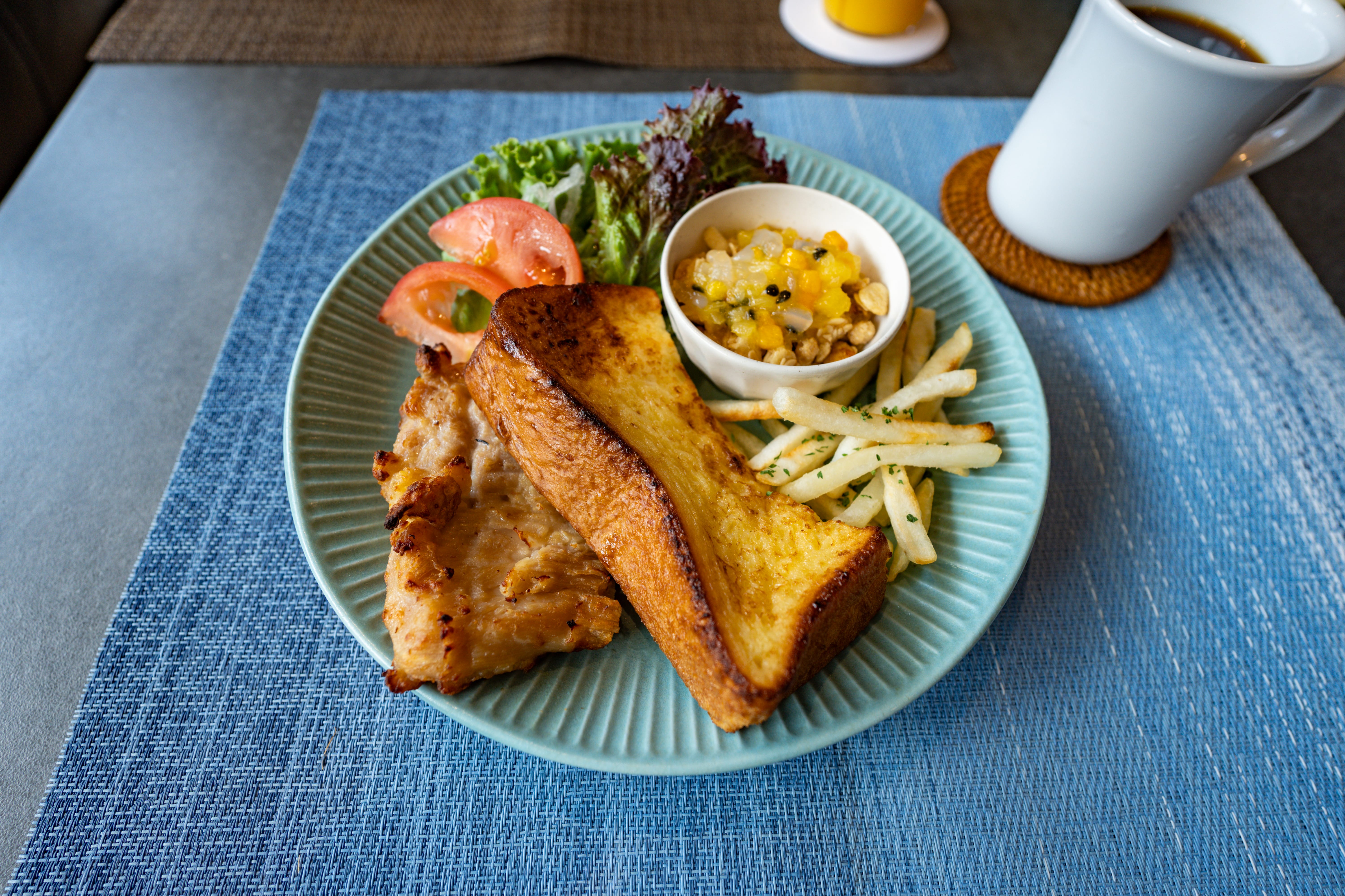 フレンチトースト&グリルチキン