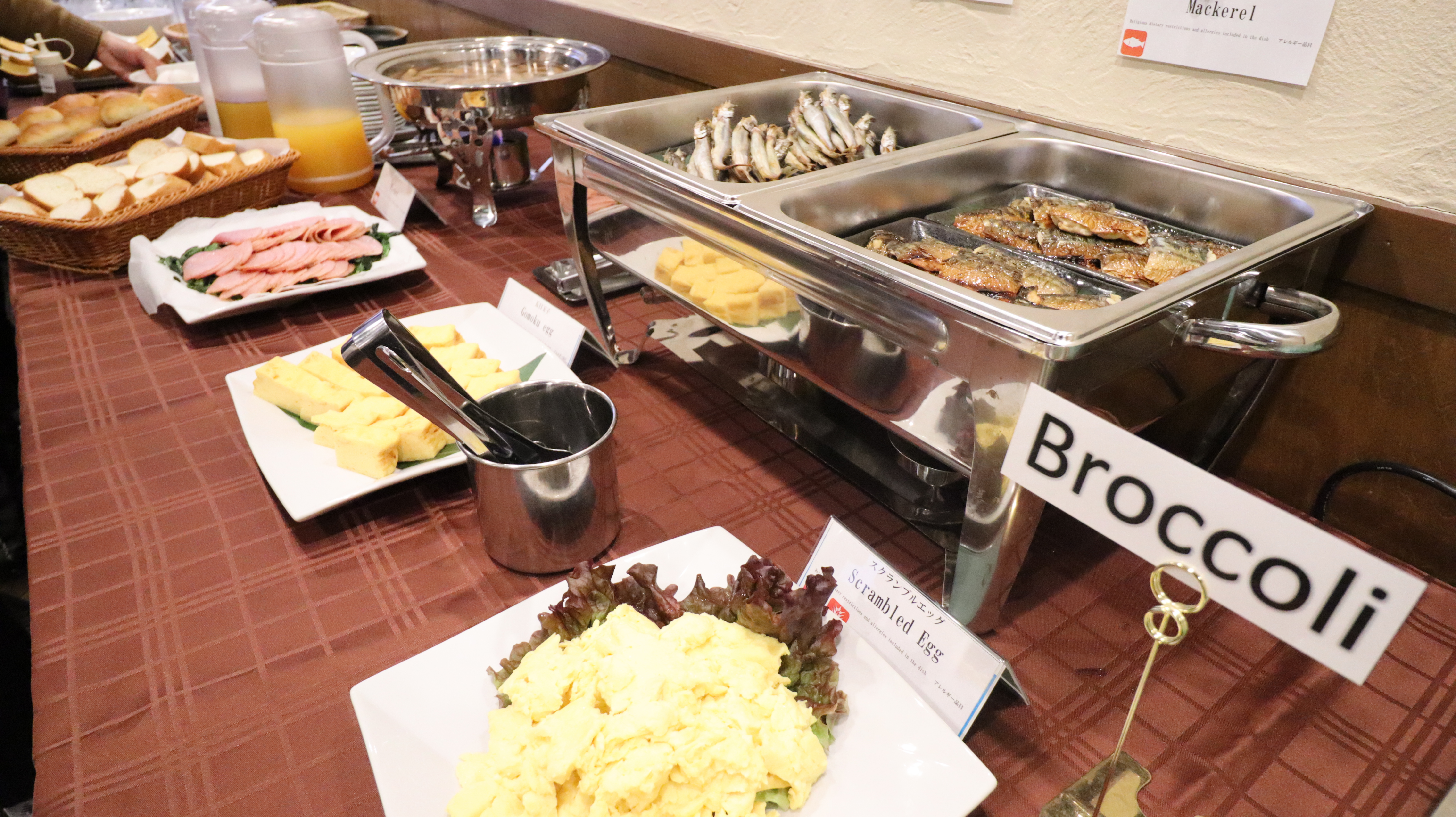 朝食バイキング