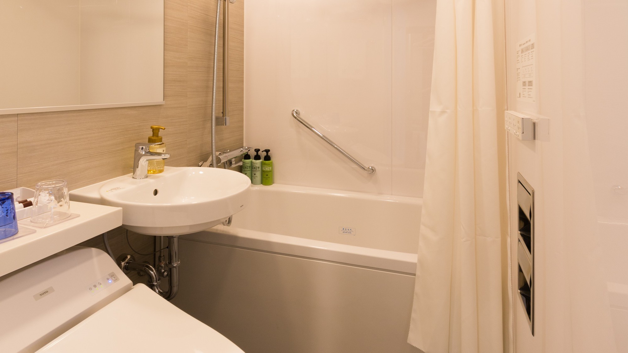 ツイン　バストイレ（ユニットバス）