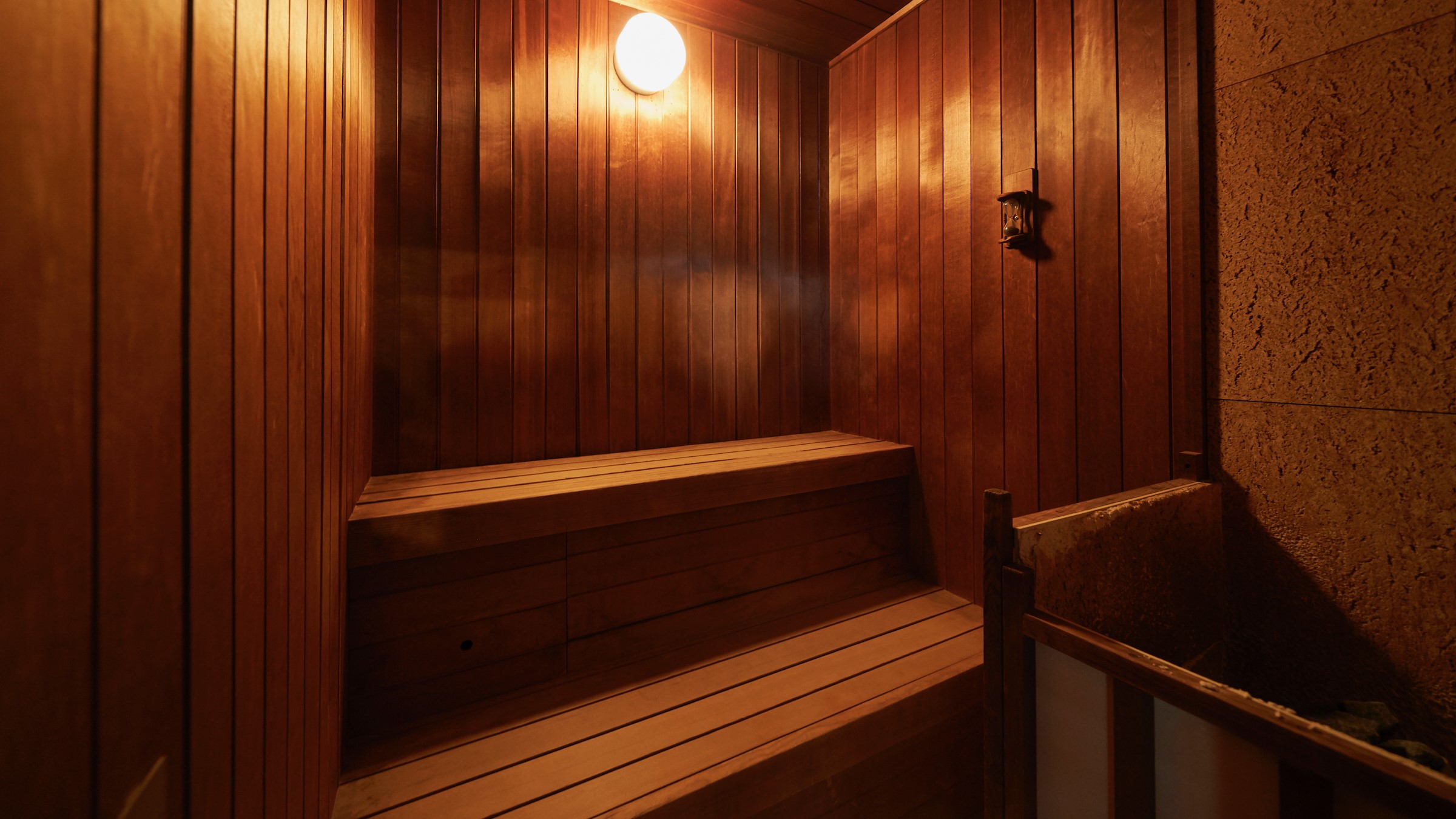 【大浴場内サウナ】