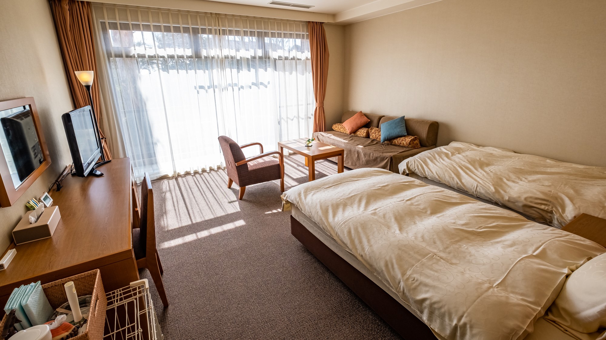 【洋モダンJrスイート洋室】35平米