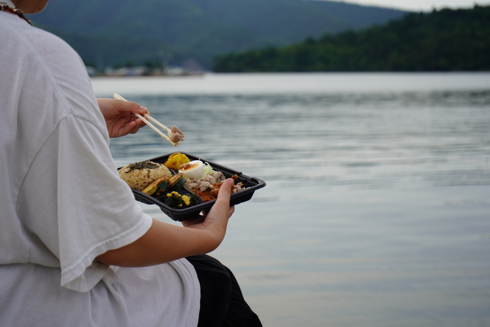 【1泊2食付】夕食探し不要！好きな場所で楽しむ島のお弁当＆朝食付きプラン