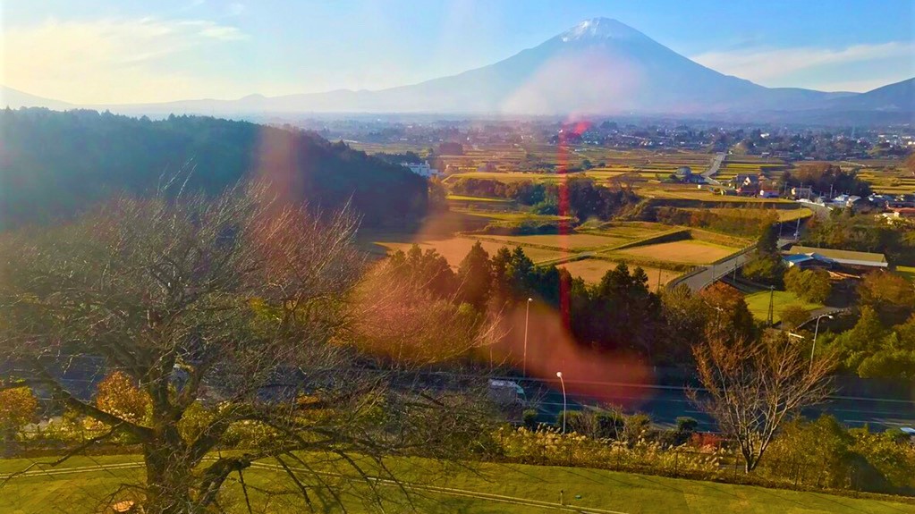 《ご朝食付プラン♪》 1名様のご利用はもちろん！カップルや ご家族でのご旅行にもぜひ！