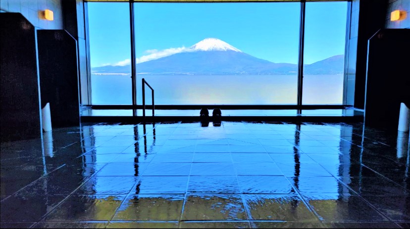 大浴場から見た富士山