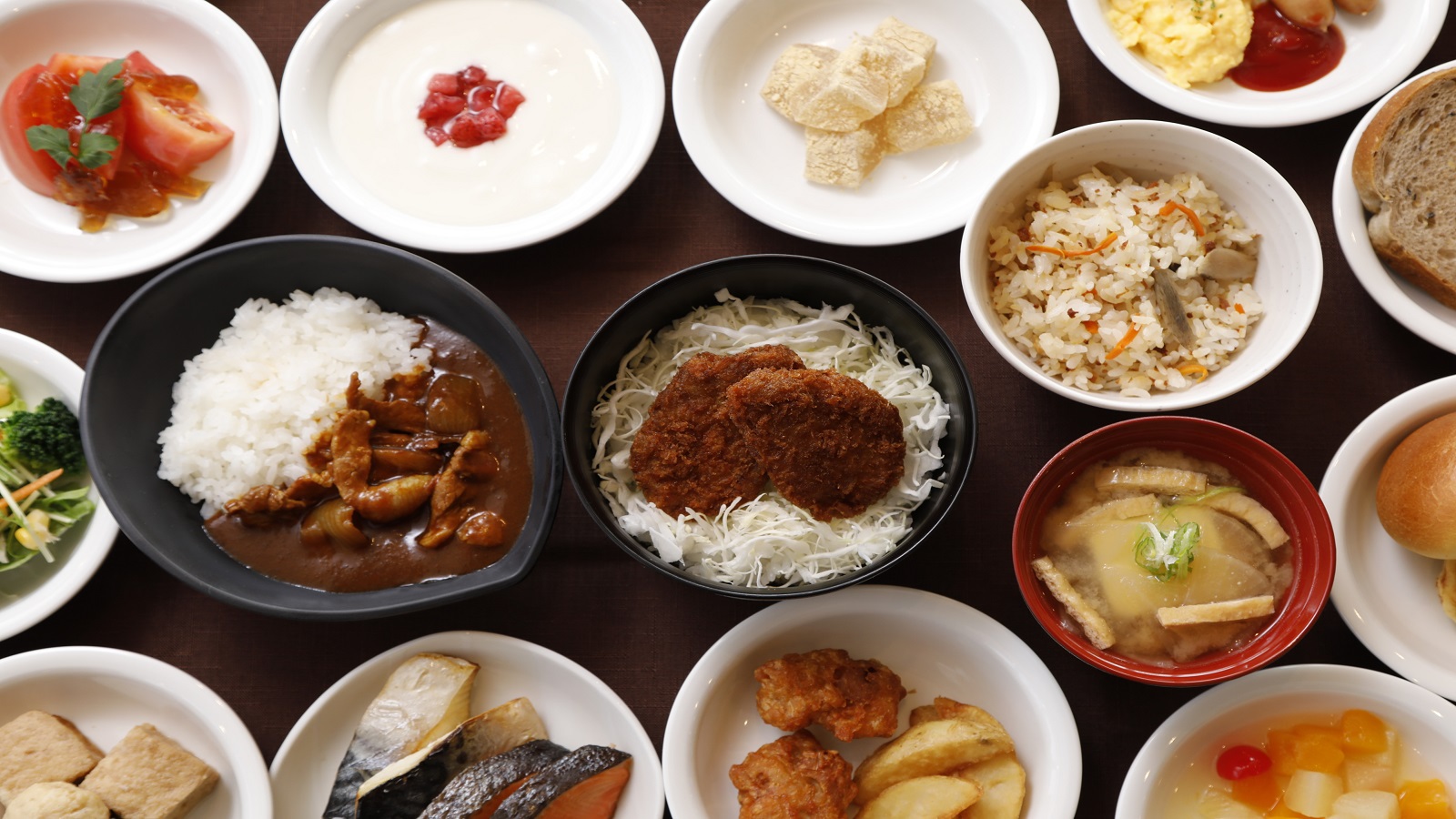 お得な料金でお得にお泊り！16時間ステイプラン【17時イン-9時アウト】≪朝食付≫