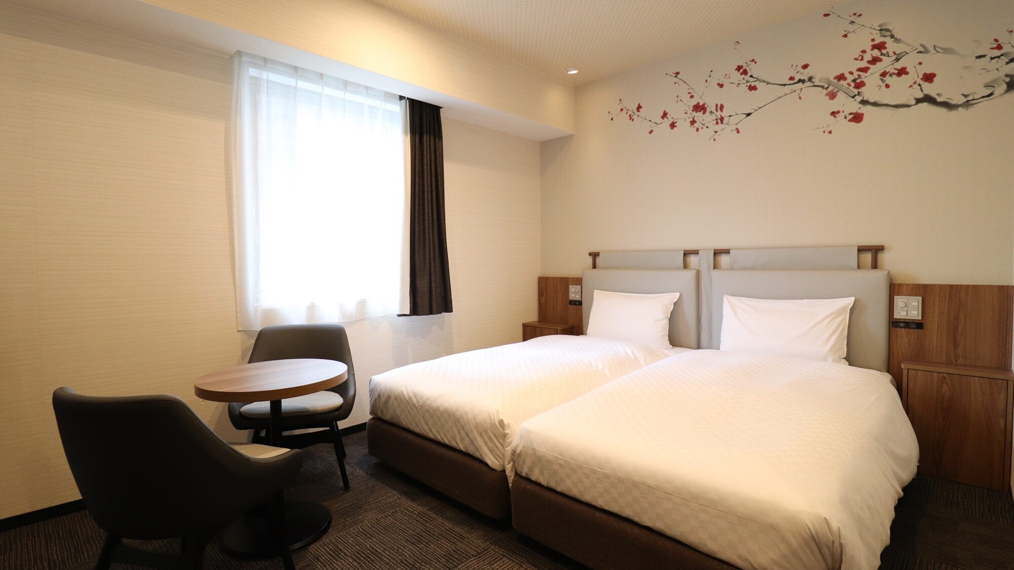 ツイン(21㎡ / 100cmサイズベッド)