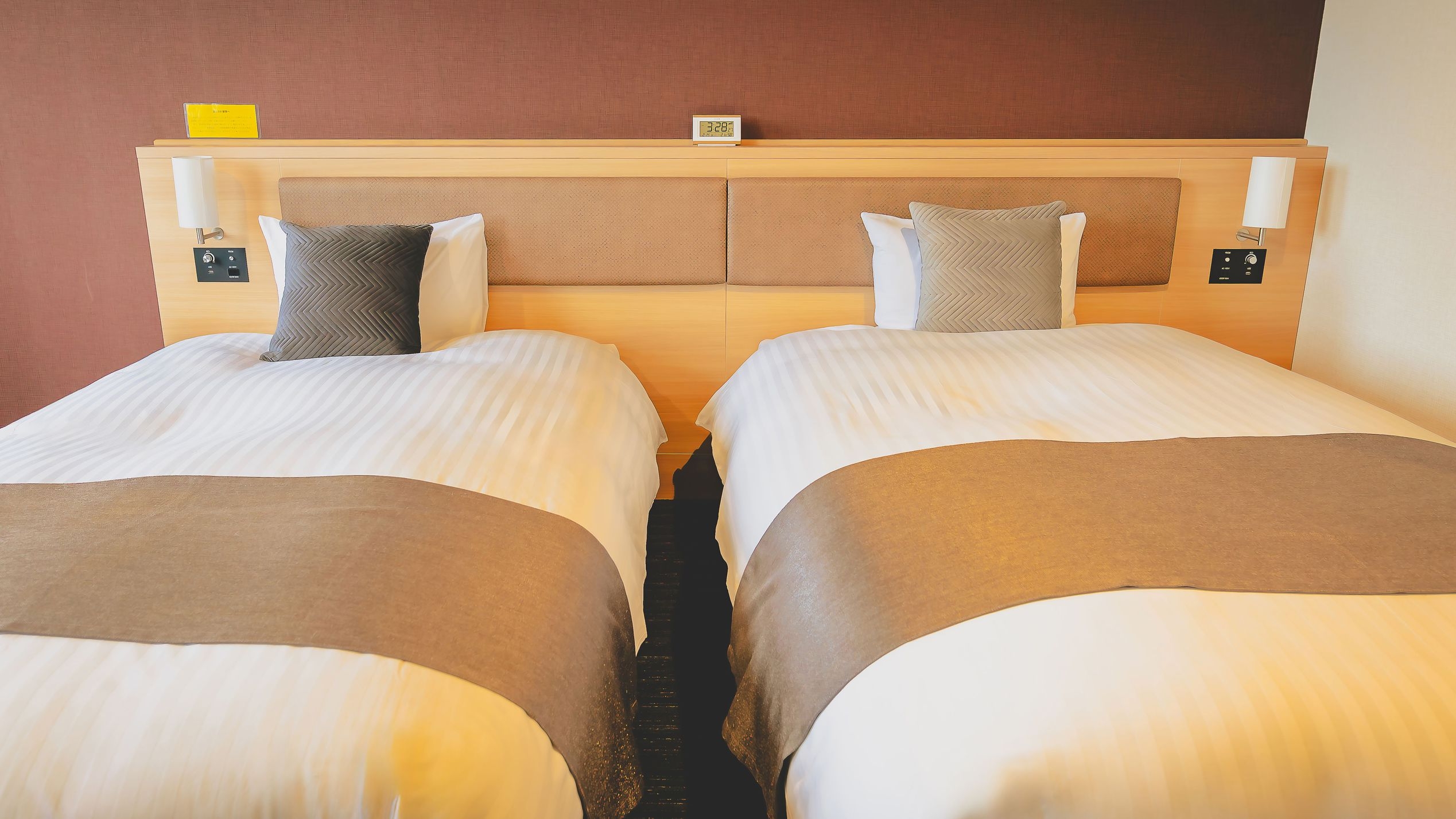 ツイン♪２ベッドのみ　エキストラベッドなし　☆ネット限定販売☆【全室禁煙】【朝食付】